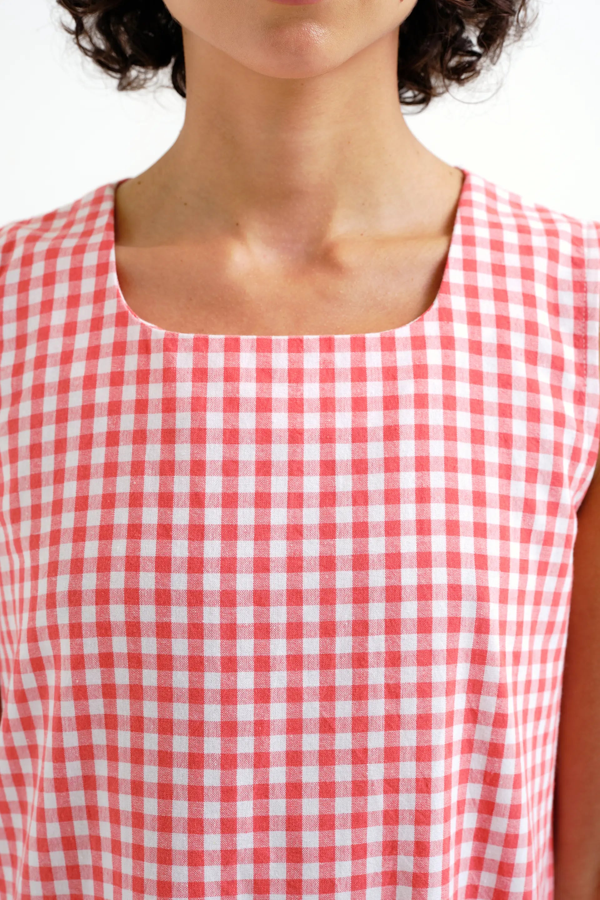 100% cotton midi dress, red gingham check - Compaa Fantstica 100% cotton midi dress, red gingham check - Compaa Fantstica