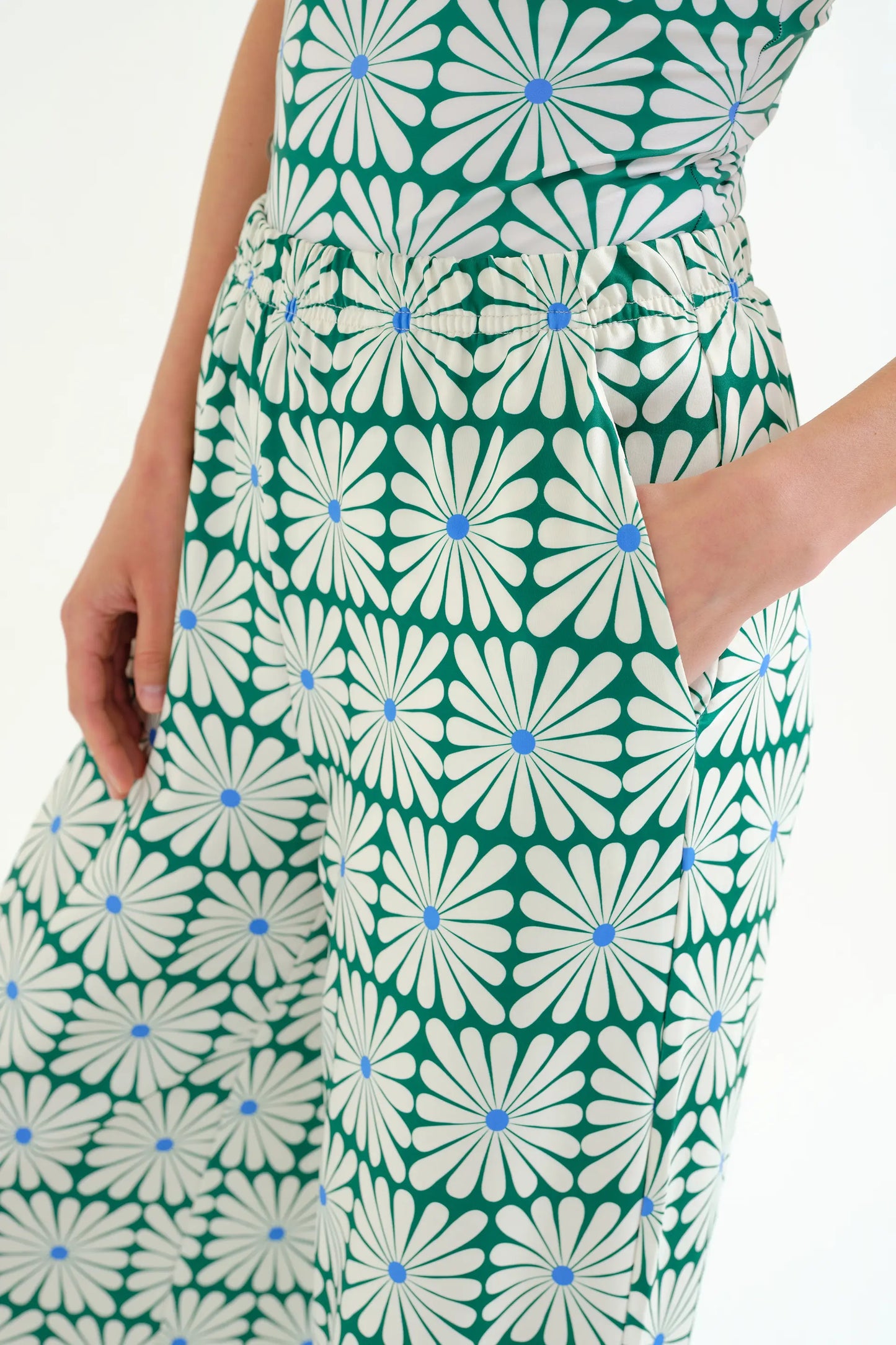 Pantalón con estampado Olive Flower Green