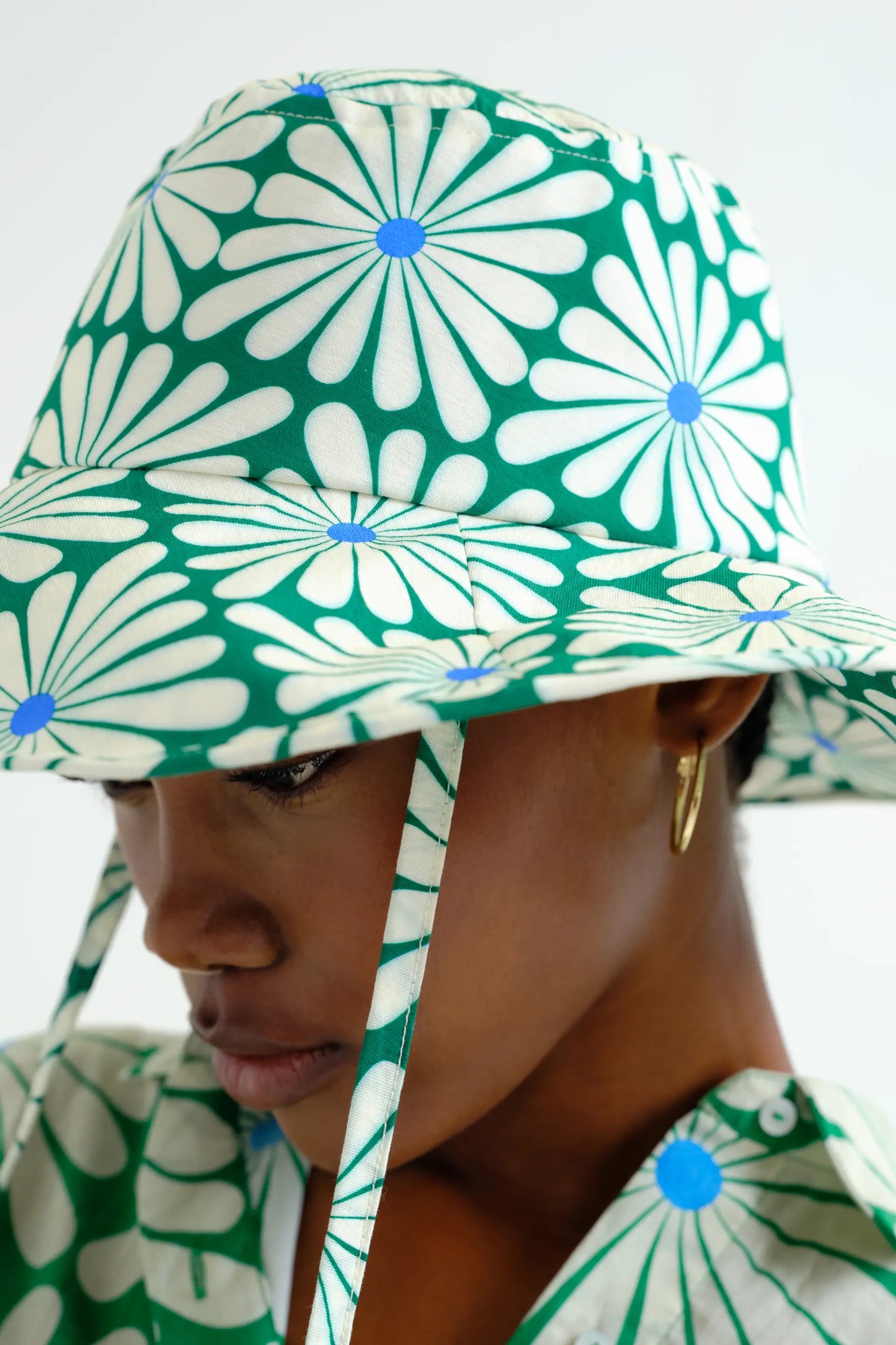 Cappello con stampa Olive Flower Green
