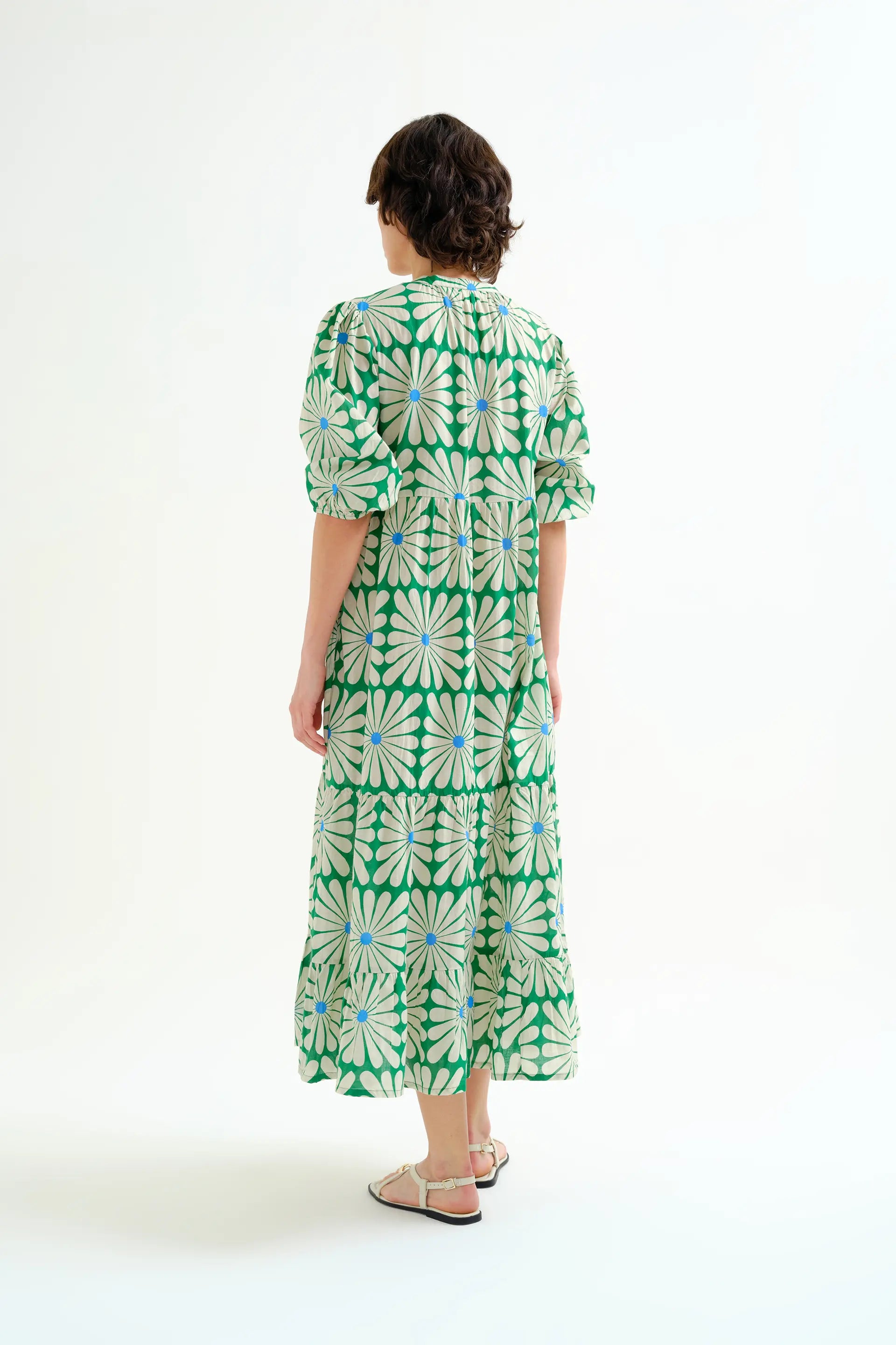 Long beach dress with Olive Flower Green print - Fantastic Company Compaa Fantstica Long beach dress with Olive Flower Green print - Fantastic Company Compaa Fantstica