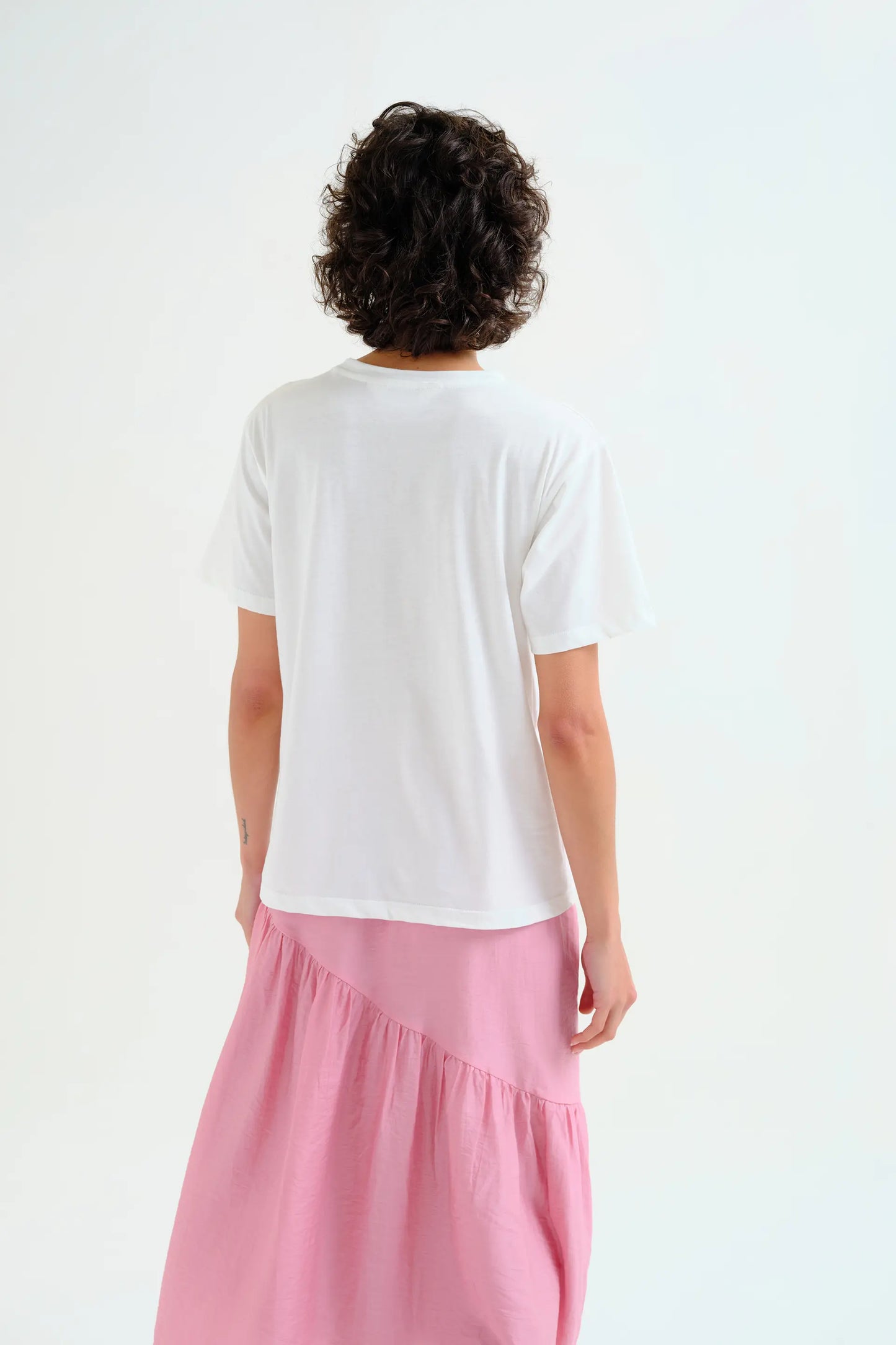 Camiseta con estampado jarrón "Compañía Fantástica"