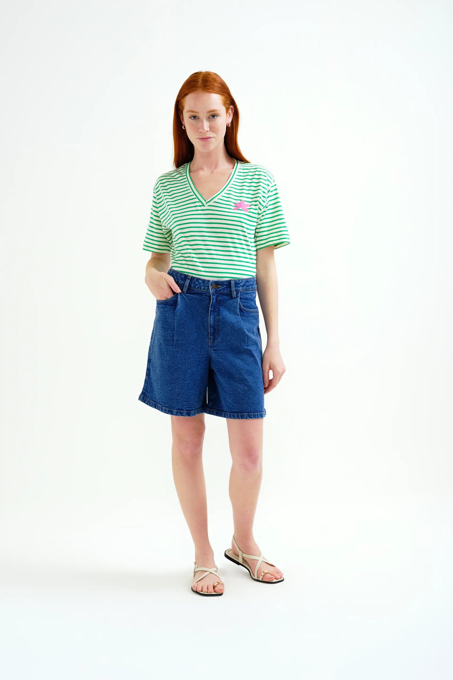 T-shirt with white and green striped print