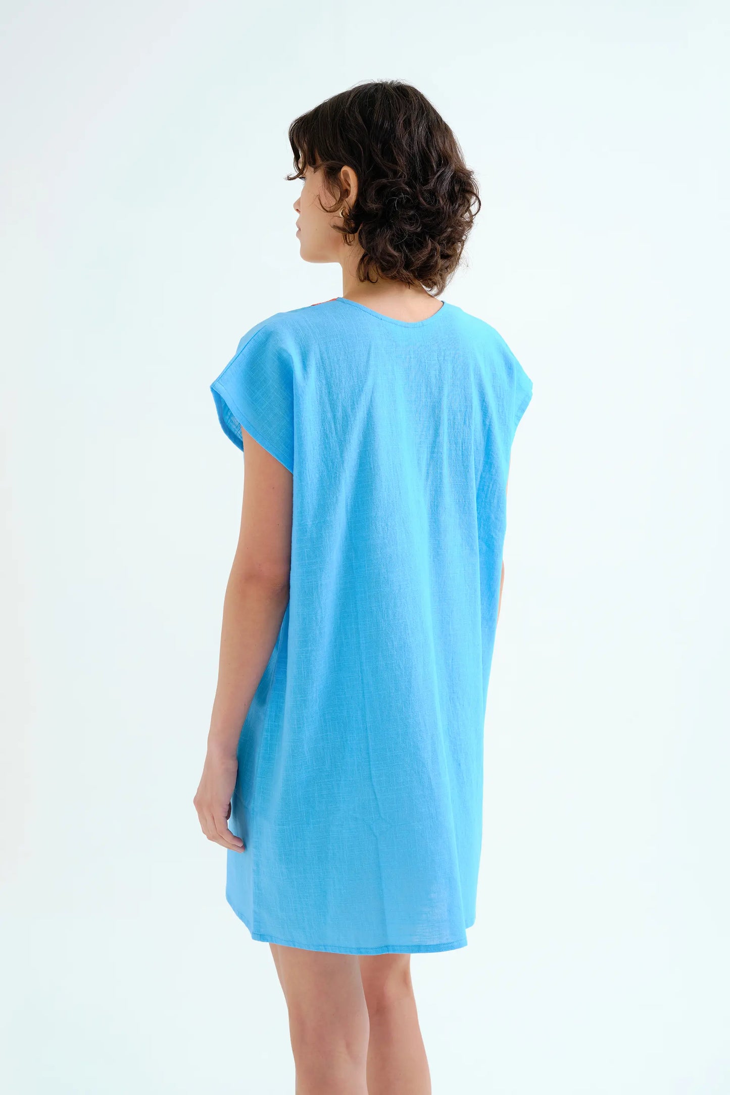 Short blue kaftan with orange neckline