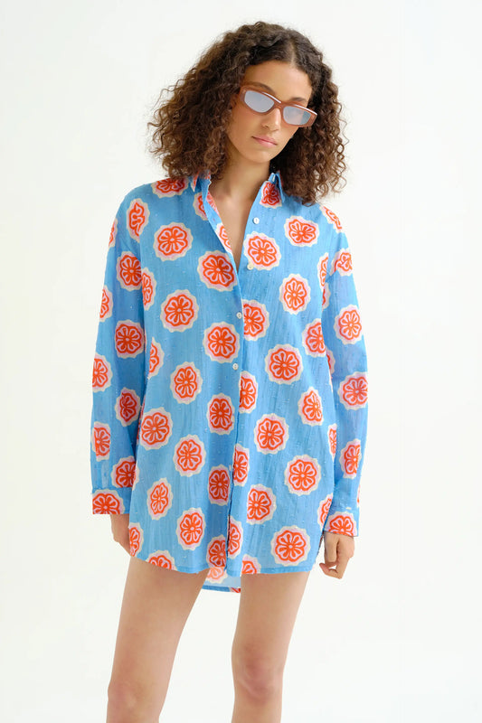 Maglietta con stampa di fiori rossi