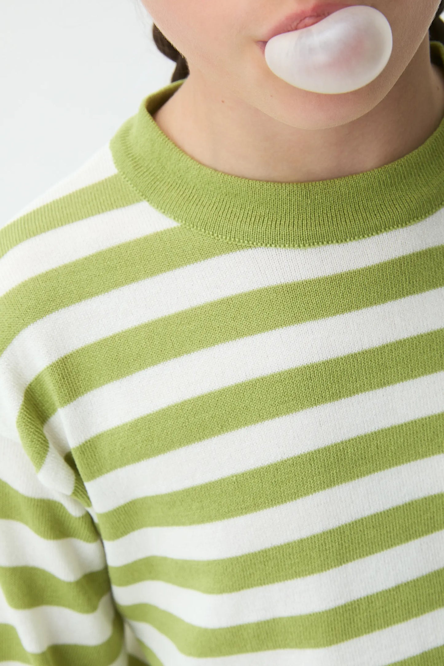 Girls' striped sweater, white and green