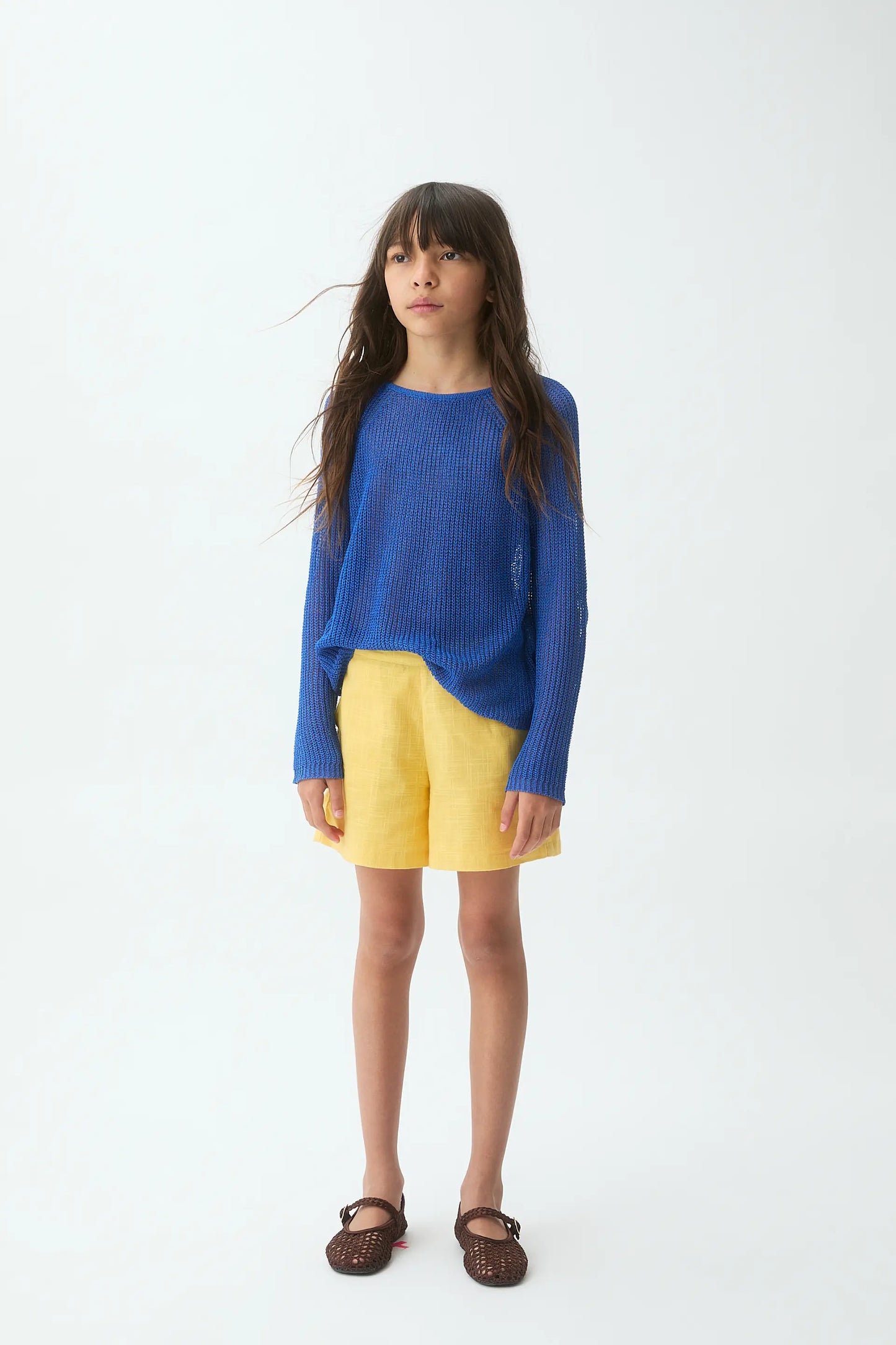Blue long-sleeved knit sweater for girls