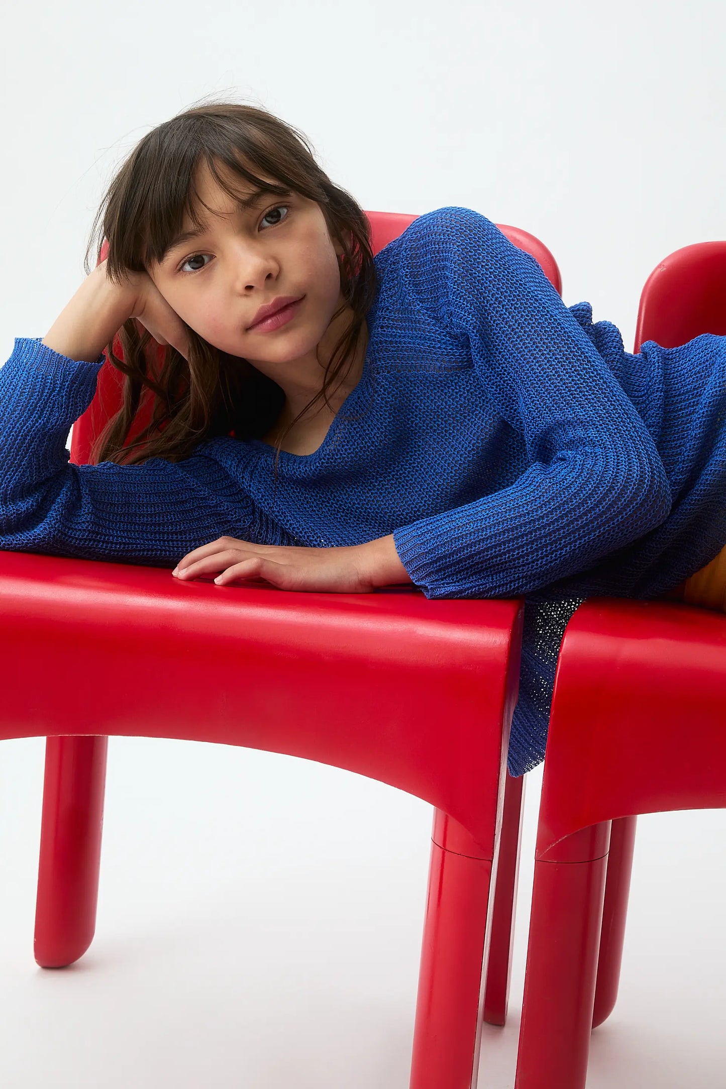 Blue long-sleeved knit sweater for girls