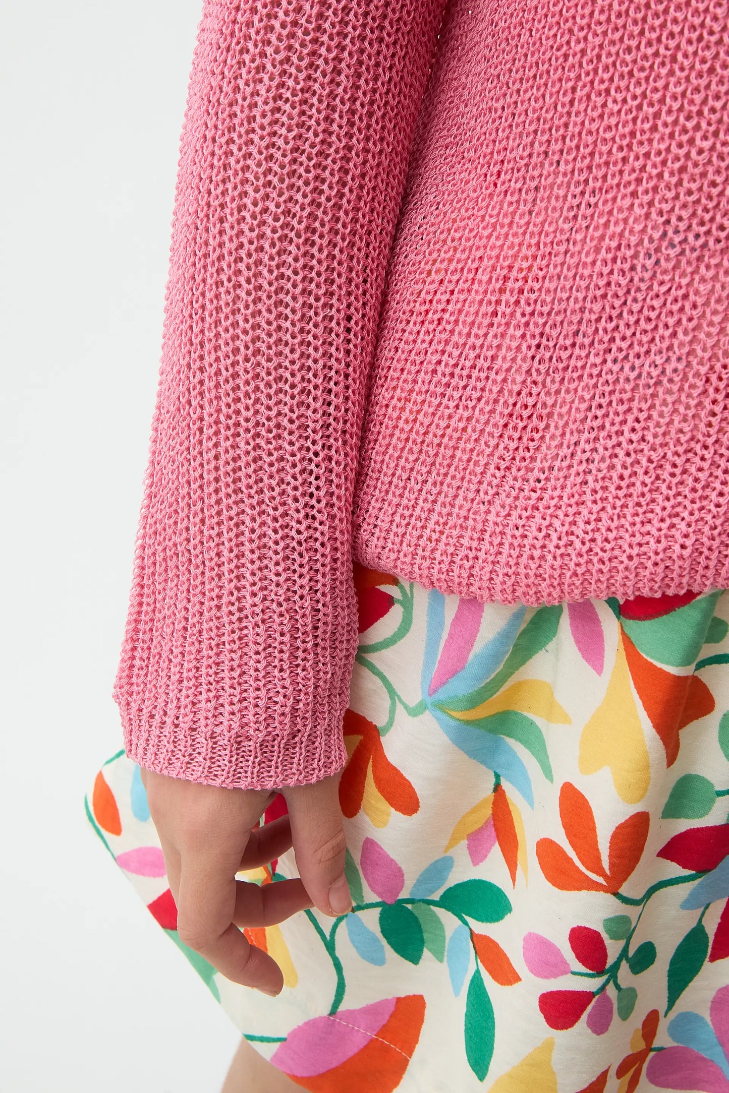 Pink long-sleeved knit sweater for girls