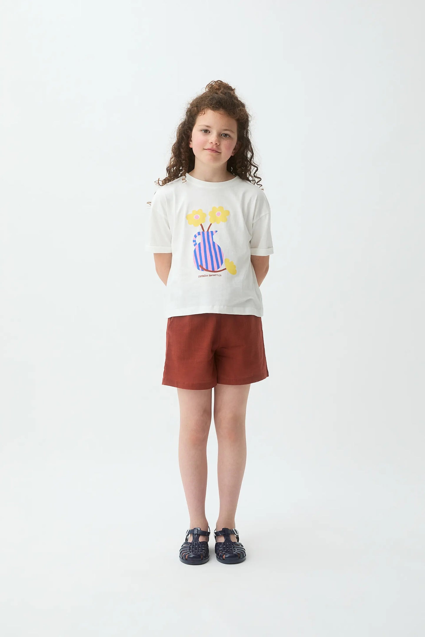 Girls' 100% cotton t-shirt with vase print "Fantastic Company"