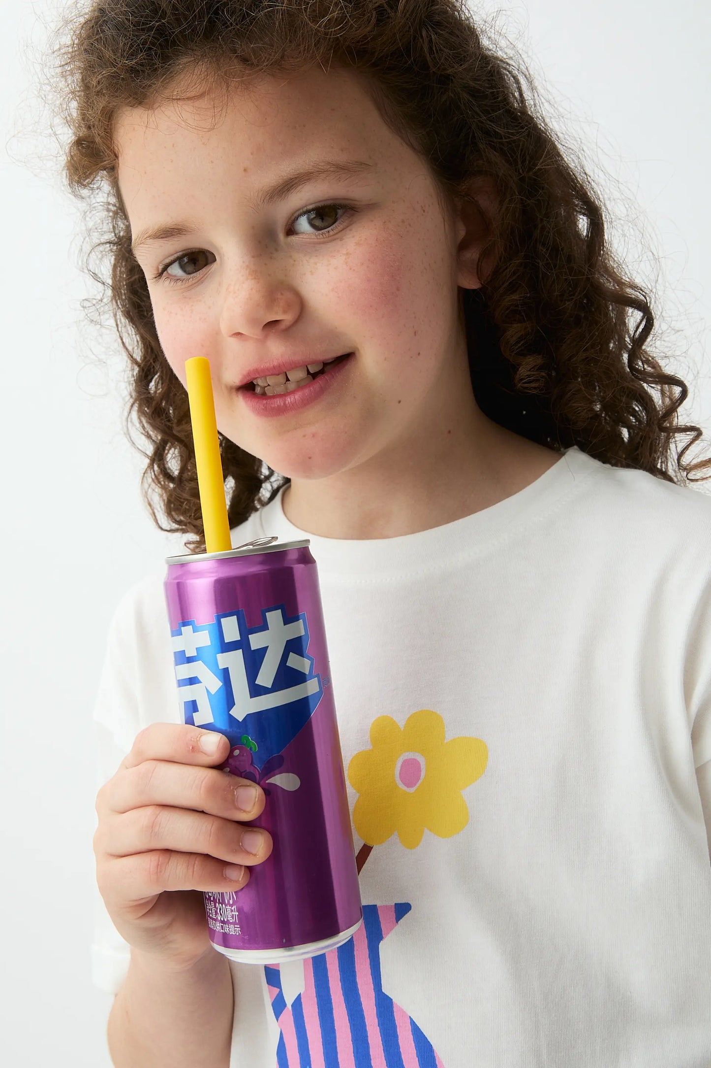 Girls' 100% cotton t-shirt with vase print "Fantastic Company"