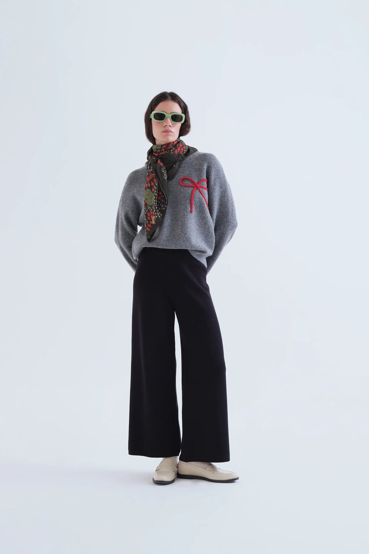 Pantalón básico de punto negro