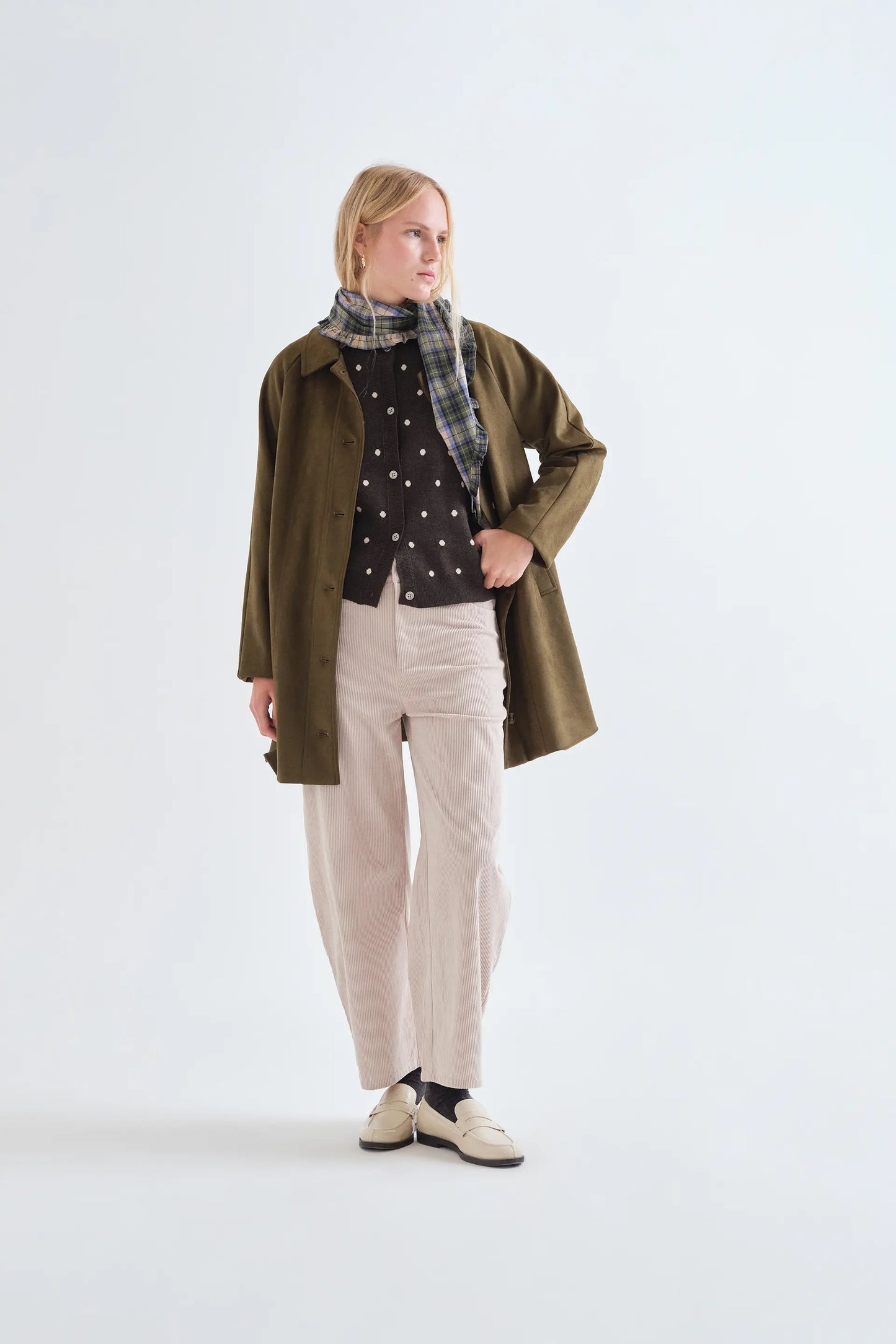 Cardigan verde a pois bianchi piccoli
