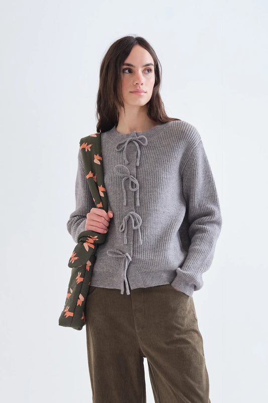 Cardigan in maglia con fiocchi grigio