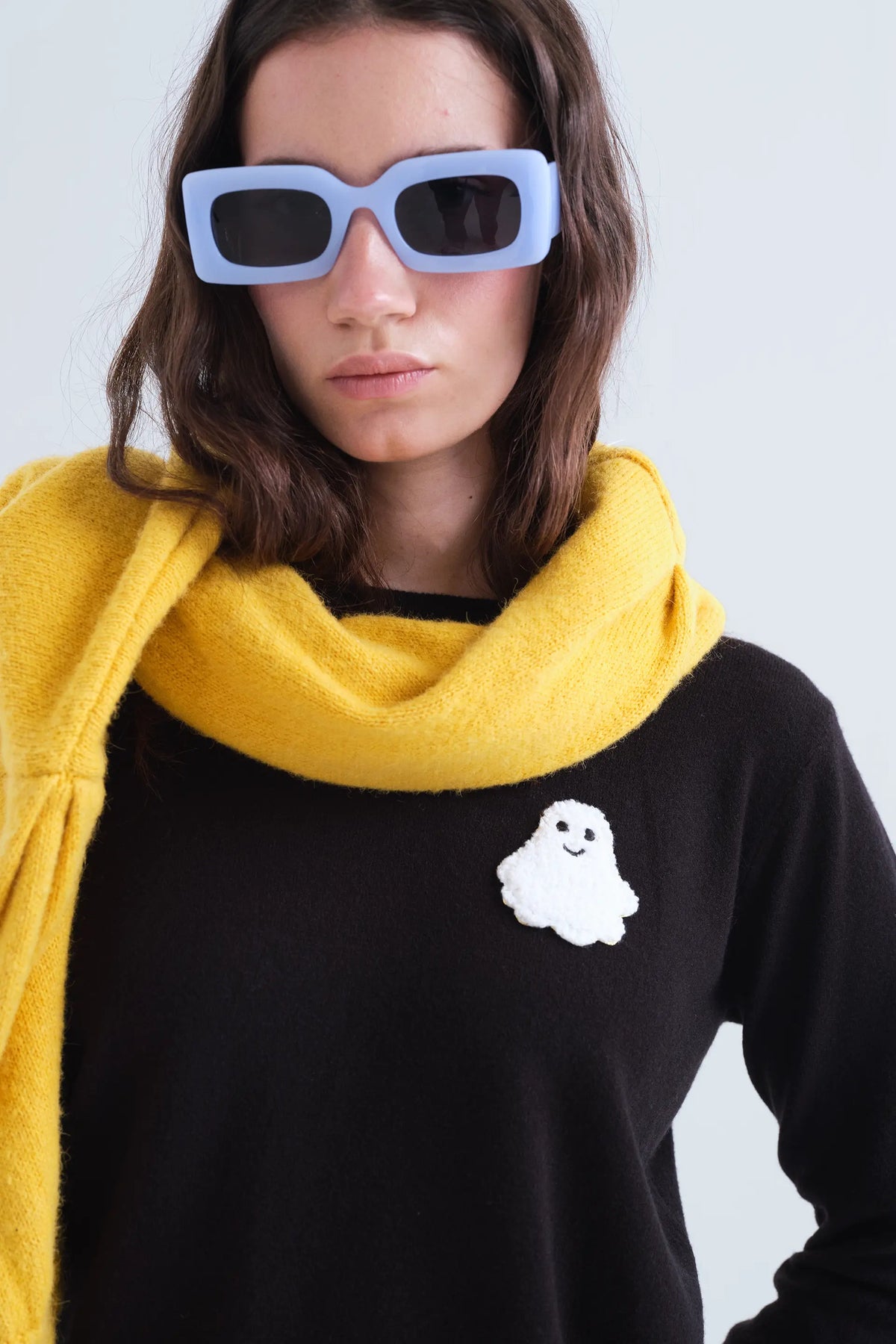 Jersey punto negro con detalle de fantasma Boo