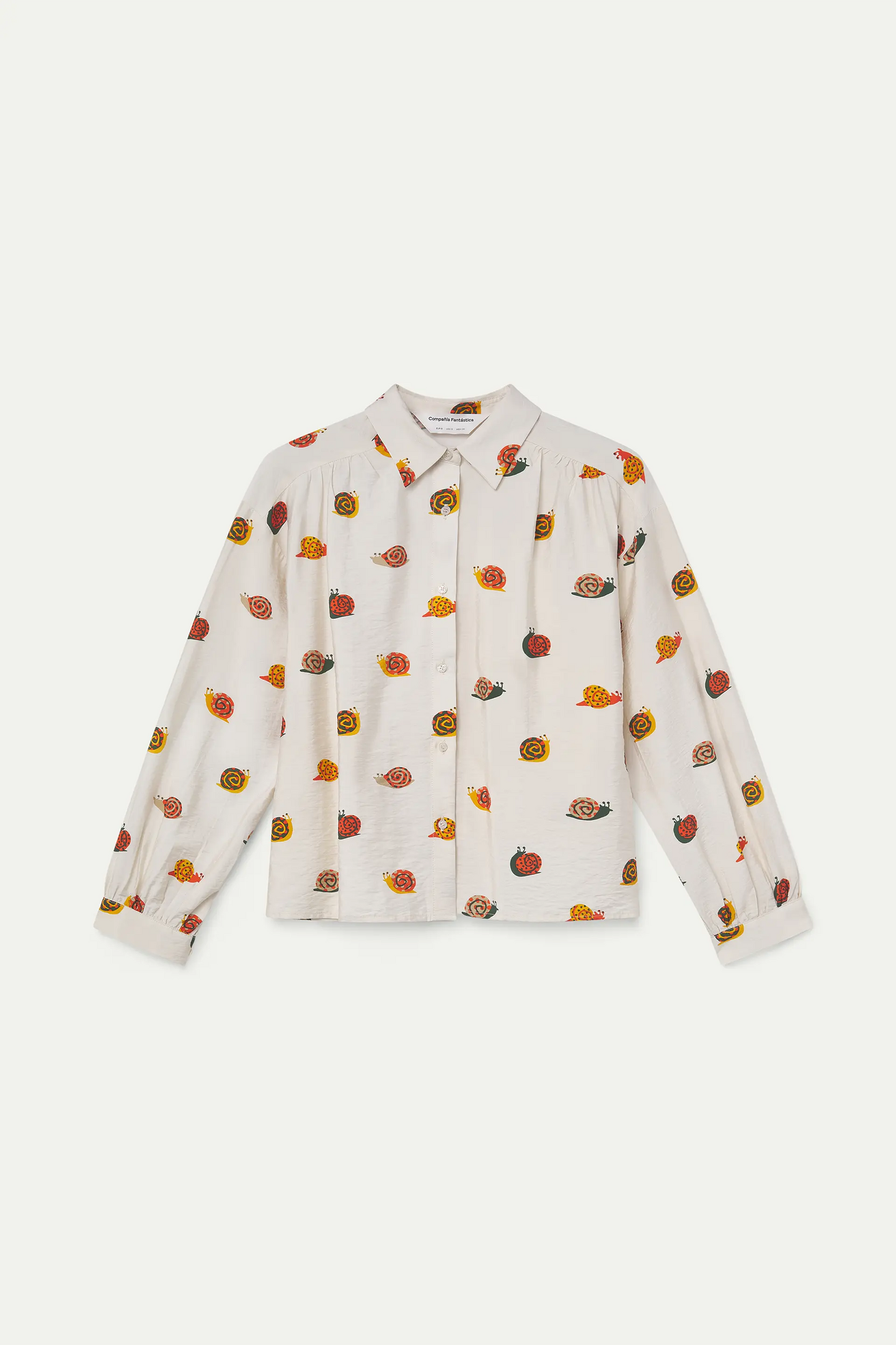 Camisa con estampado de caracoles