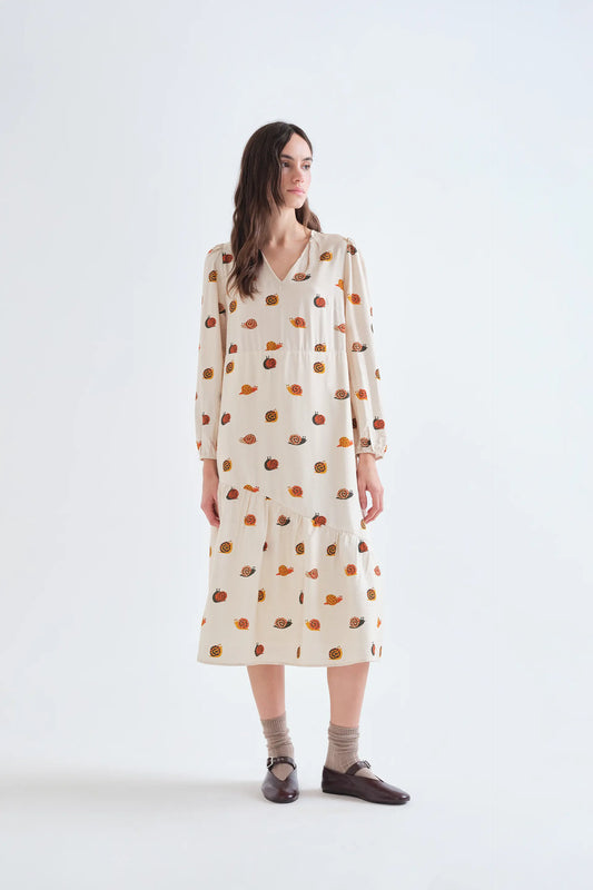 Vestido midi con estampado de caracoles
