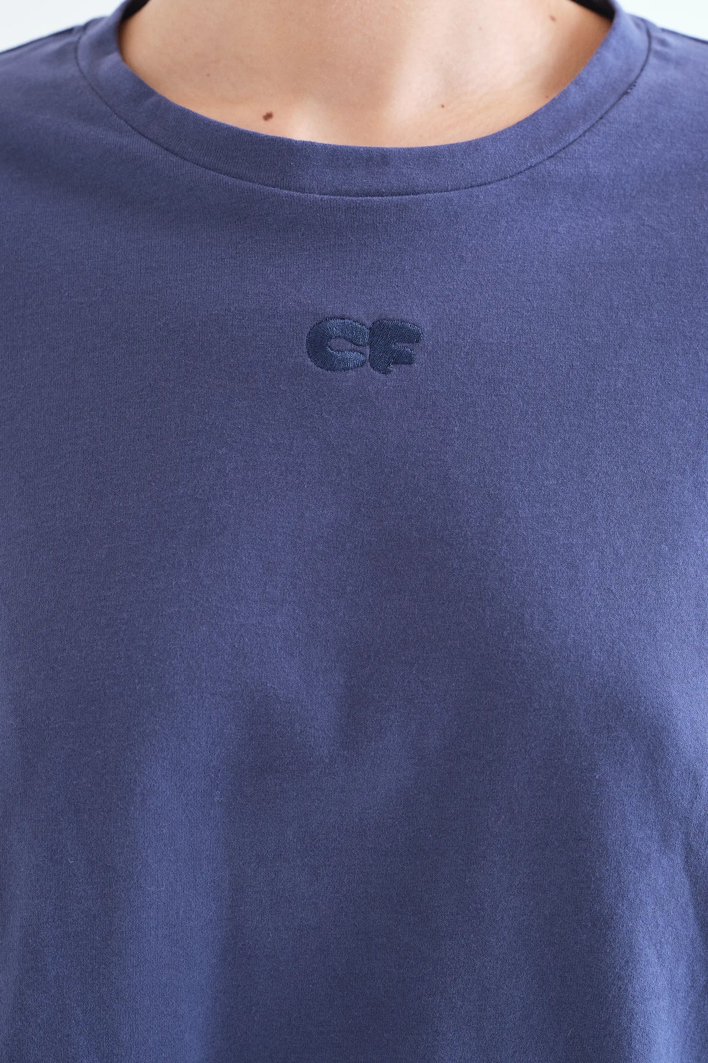 Camiseta 100% algodón azul marino "CF"