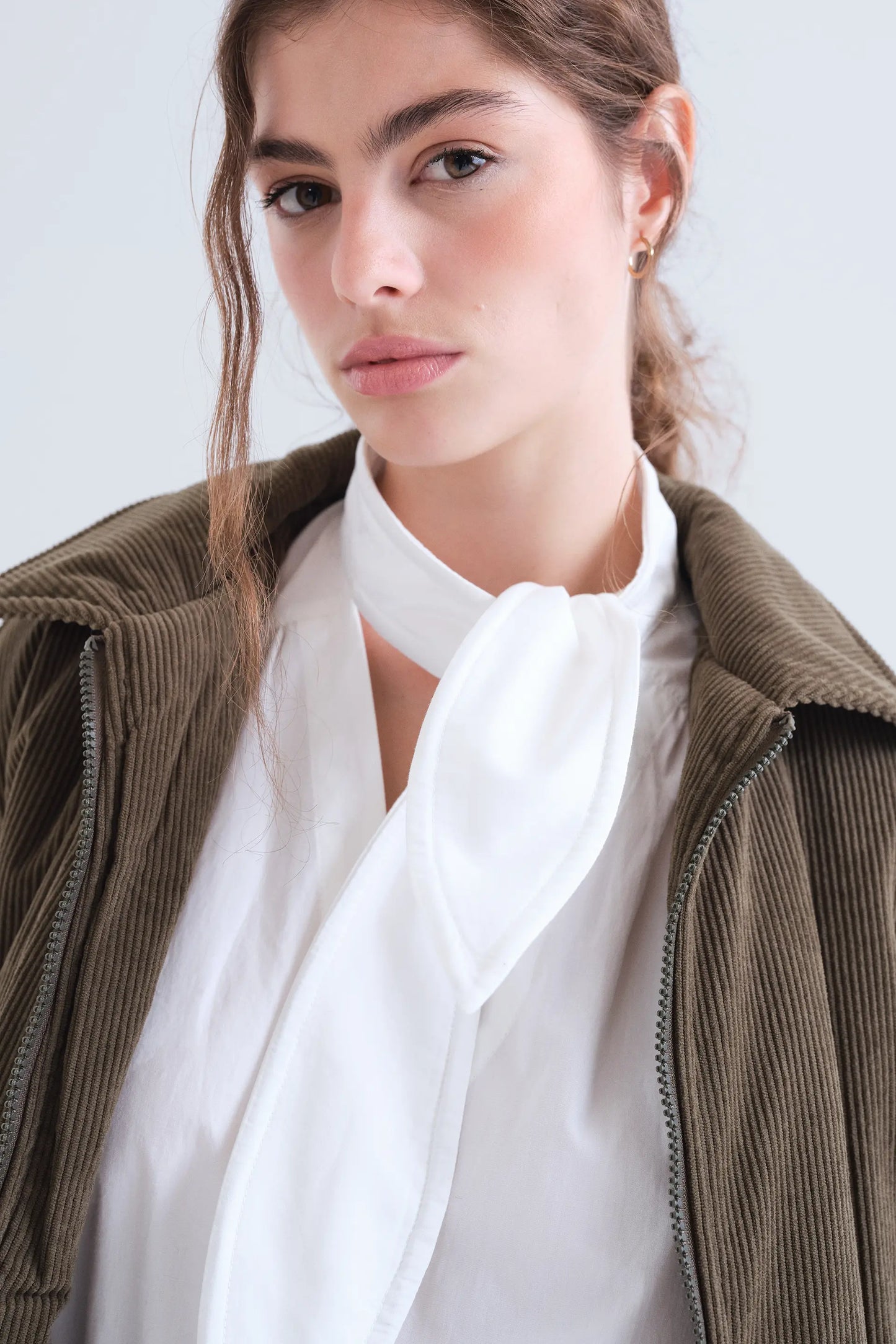 Structured bow shirt 100% white cotton