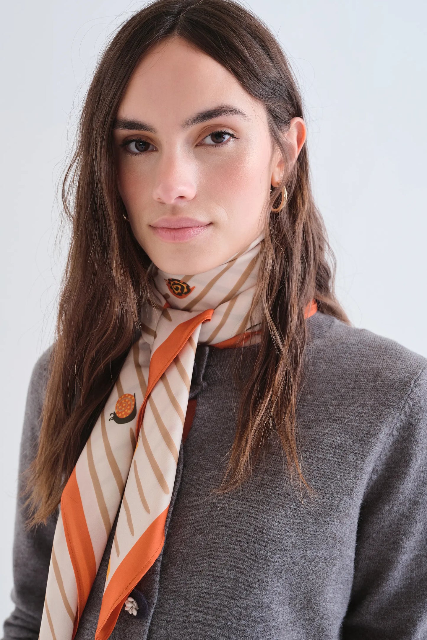 Pañuelo con estampado caracoles