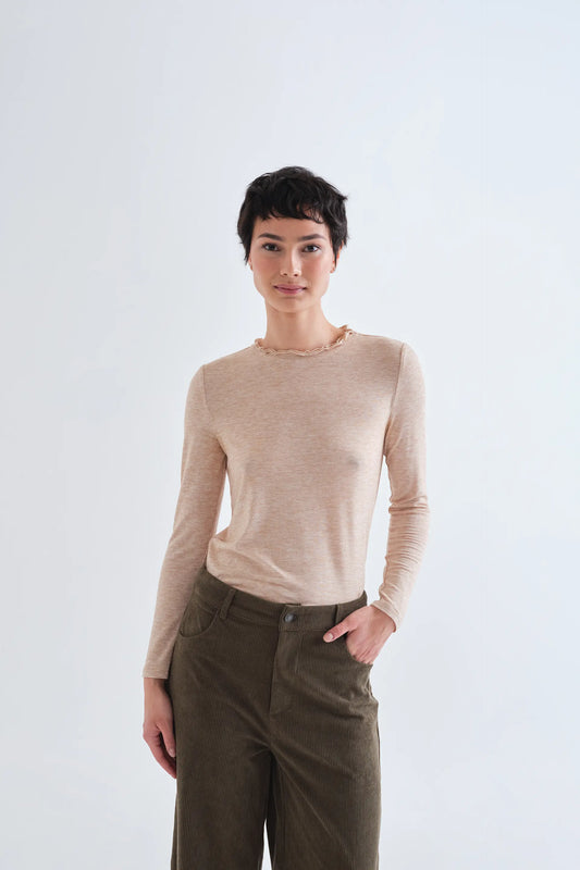 Camiseta básica beige