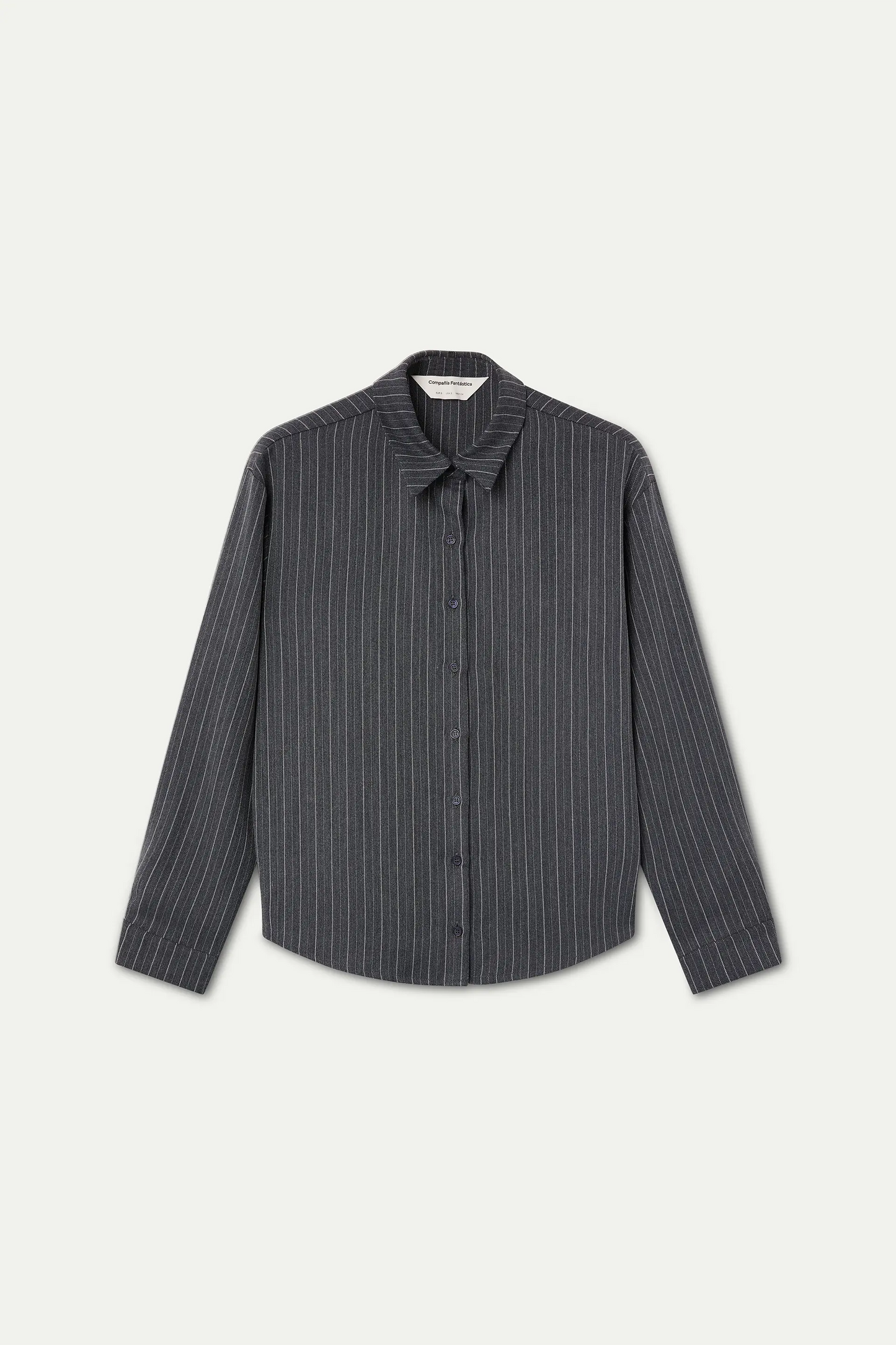 Camisa con estampado de rayas finas grises