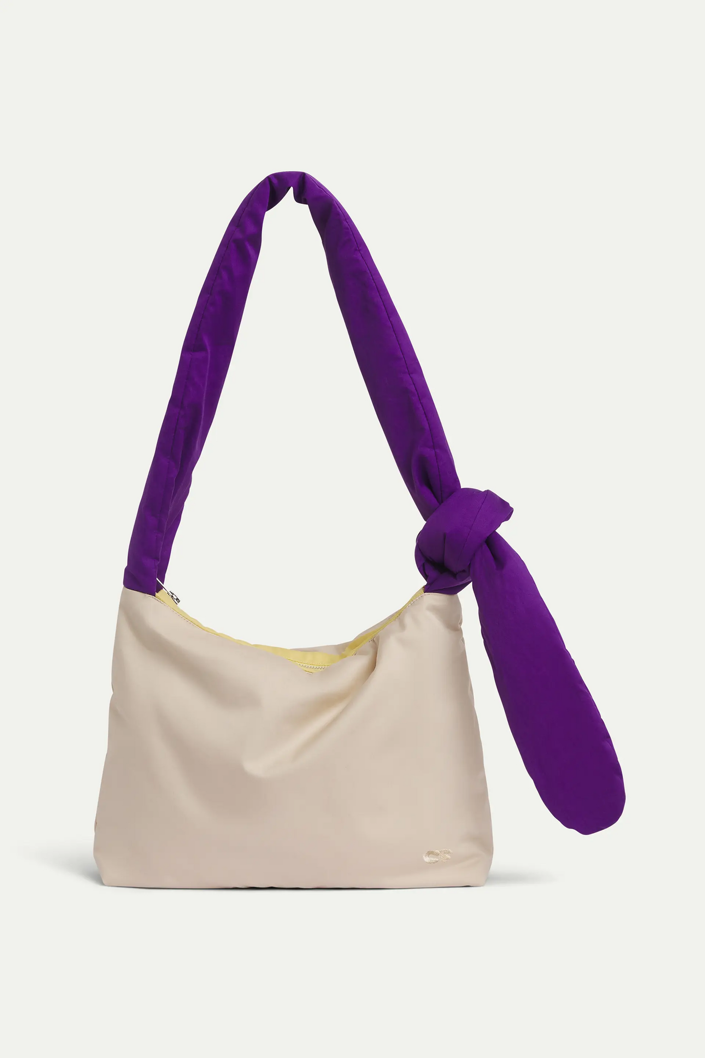 Bolso de hombro multicolor blanco crudo y morado