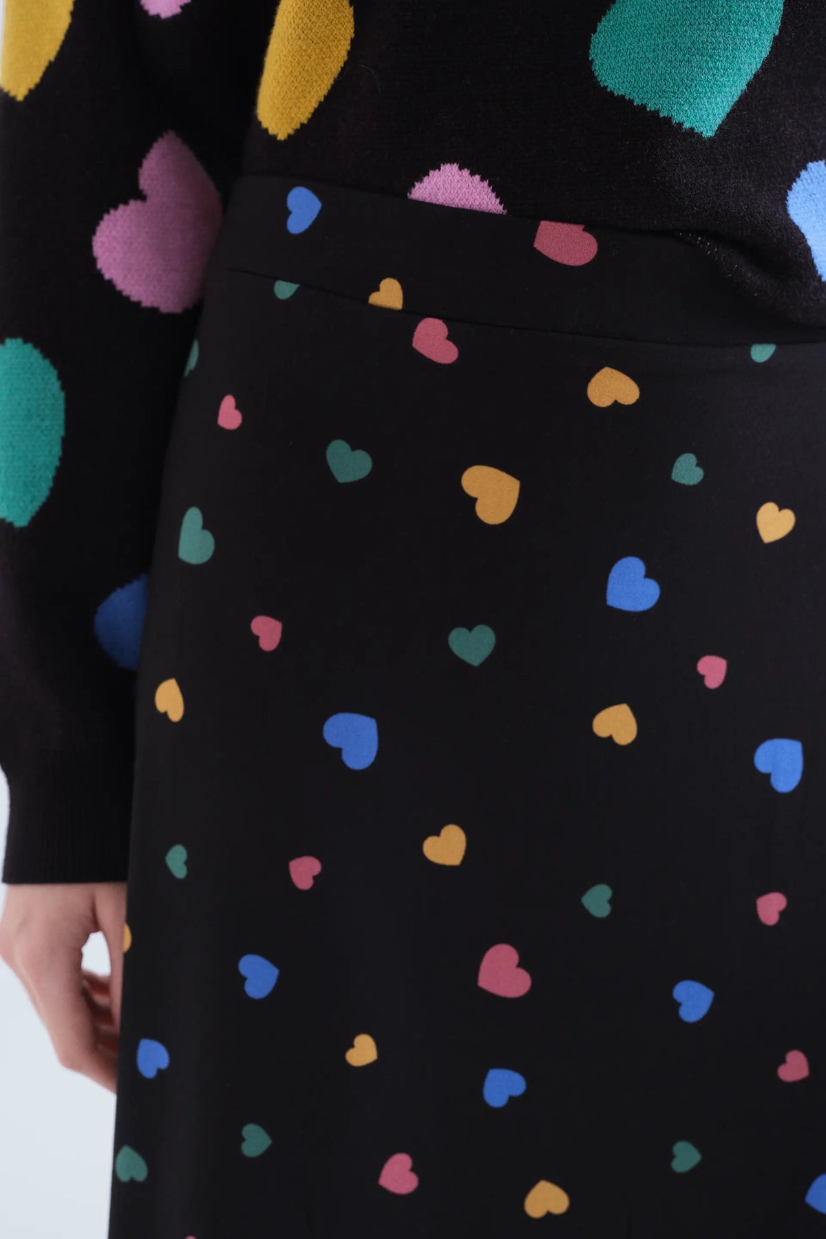 Midi skirt with Candy print