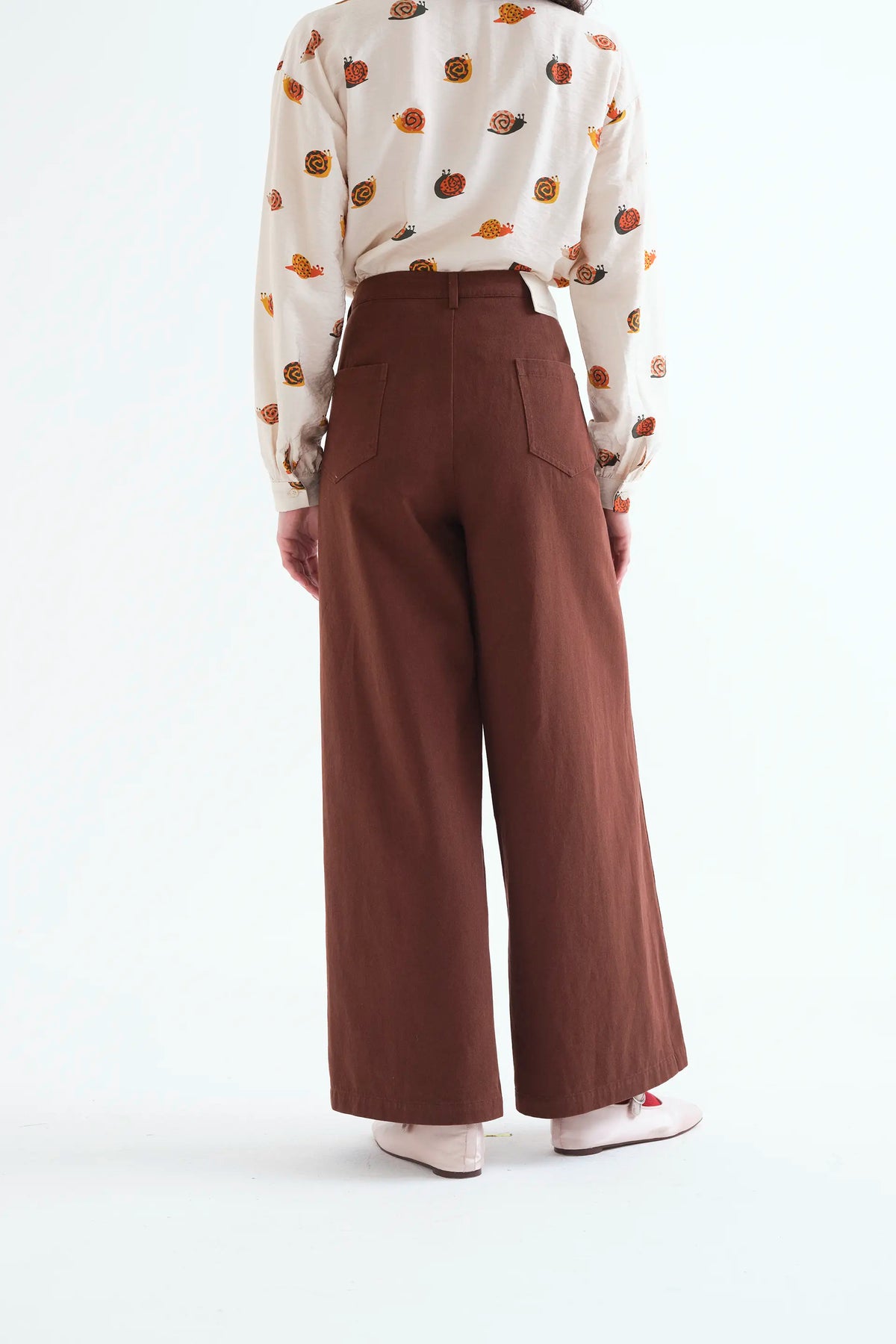 Pantalón vaquero 100% algodón marrón