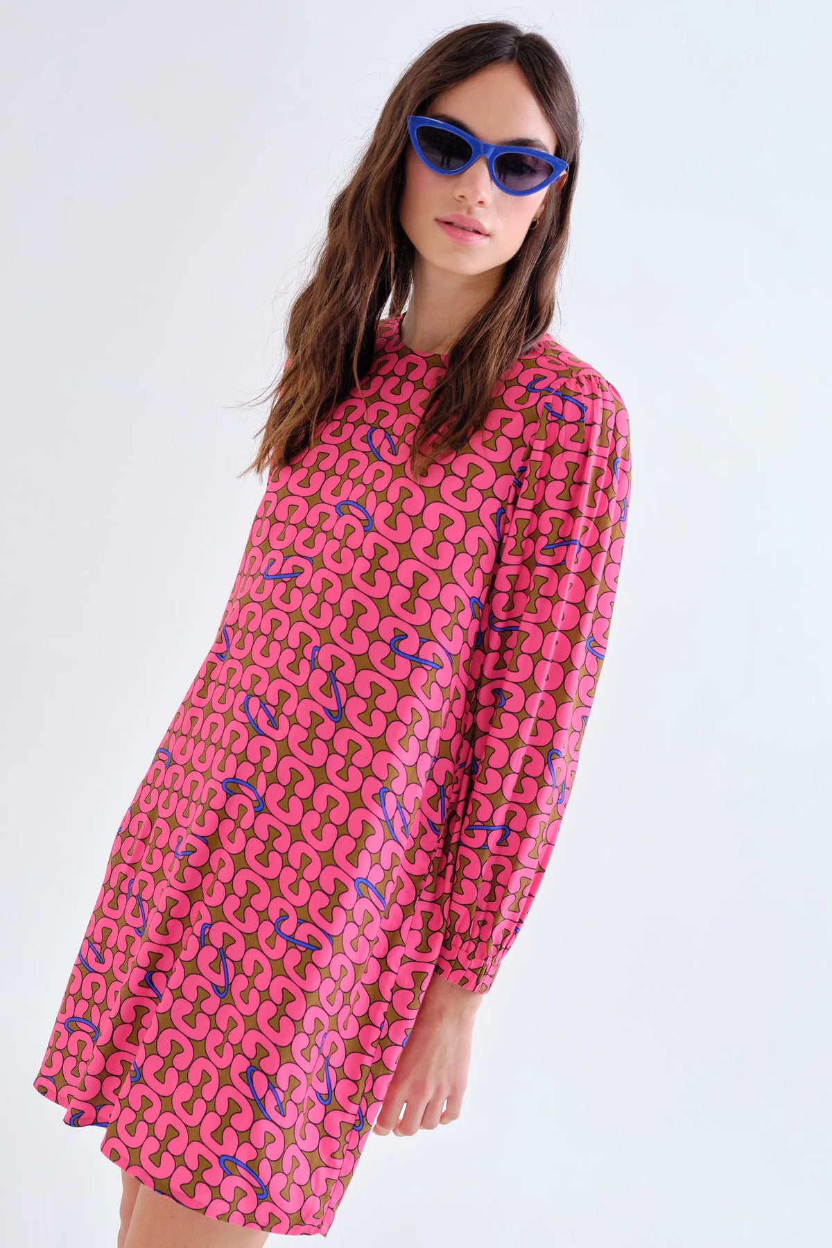 Short dress with Catena print
