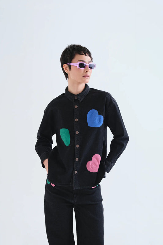 Camisa vaquera negra con estampado Candy