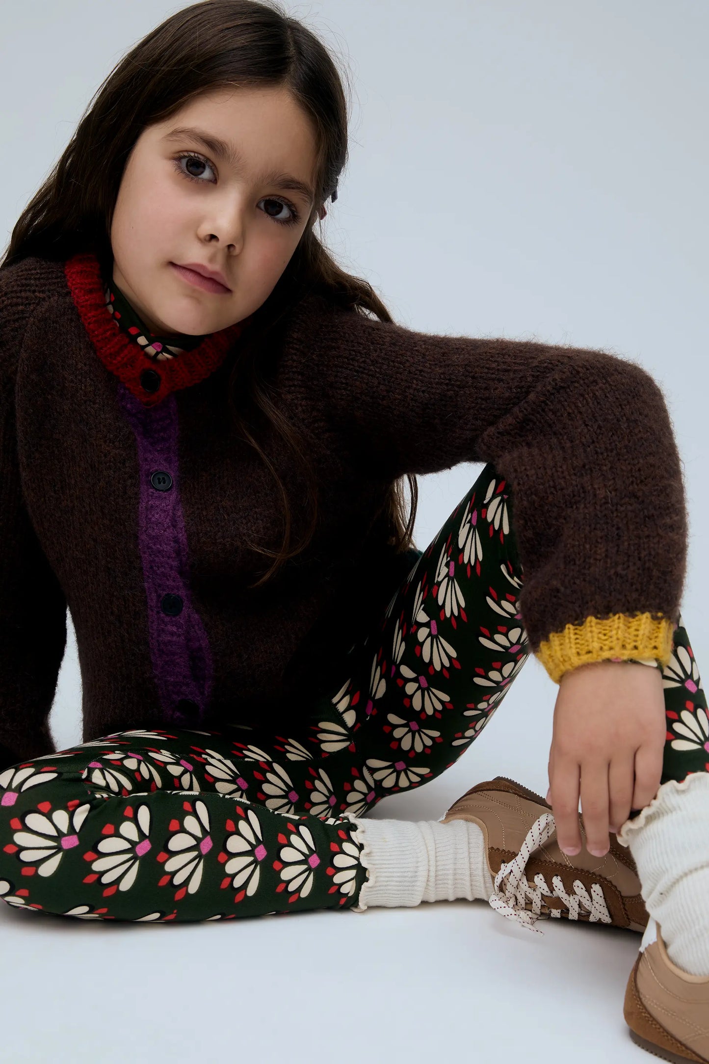 Unisex brown cardigan with multicolored details