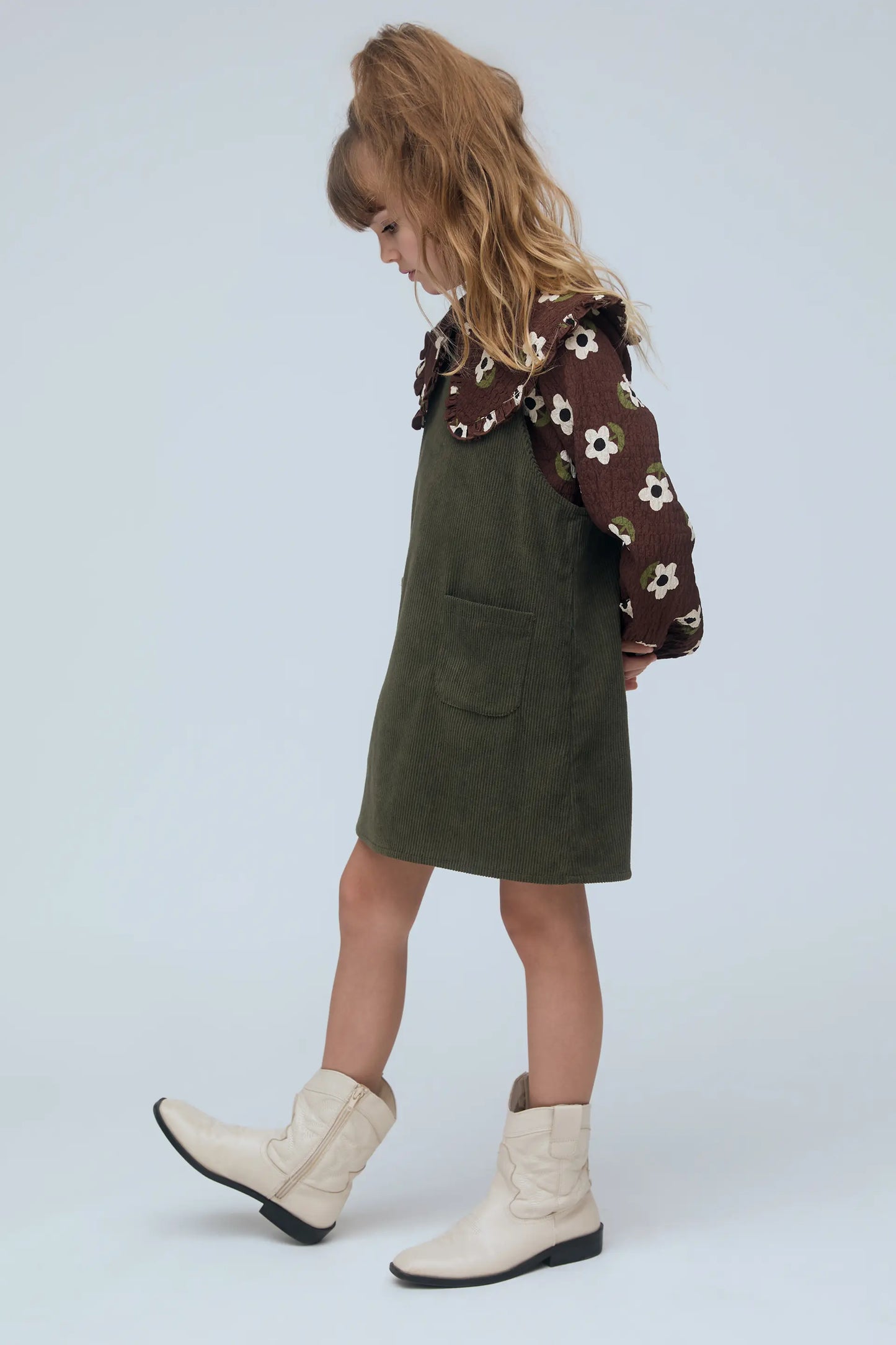 Peto de niña pana verde