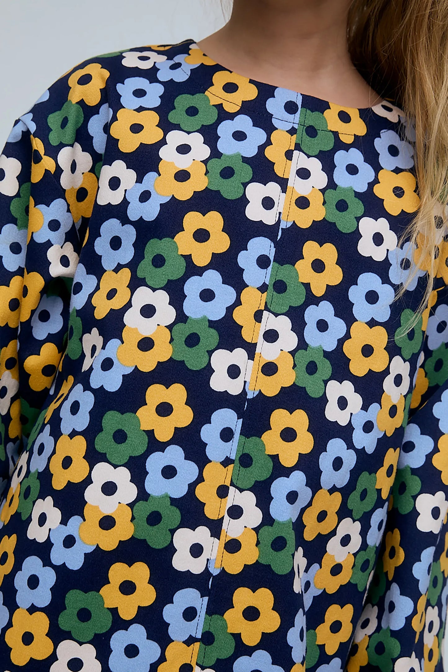 Vestido corto de niña con estampado Euphonia