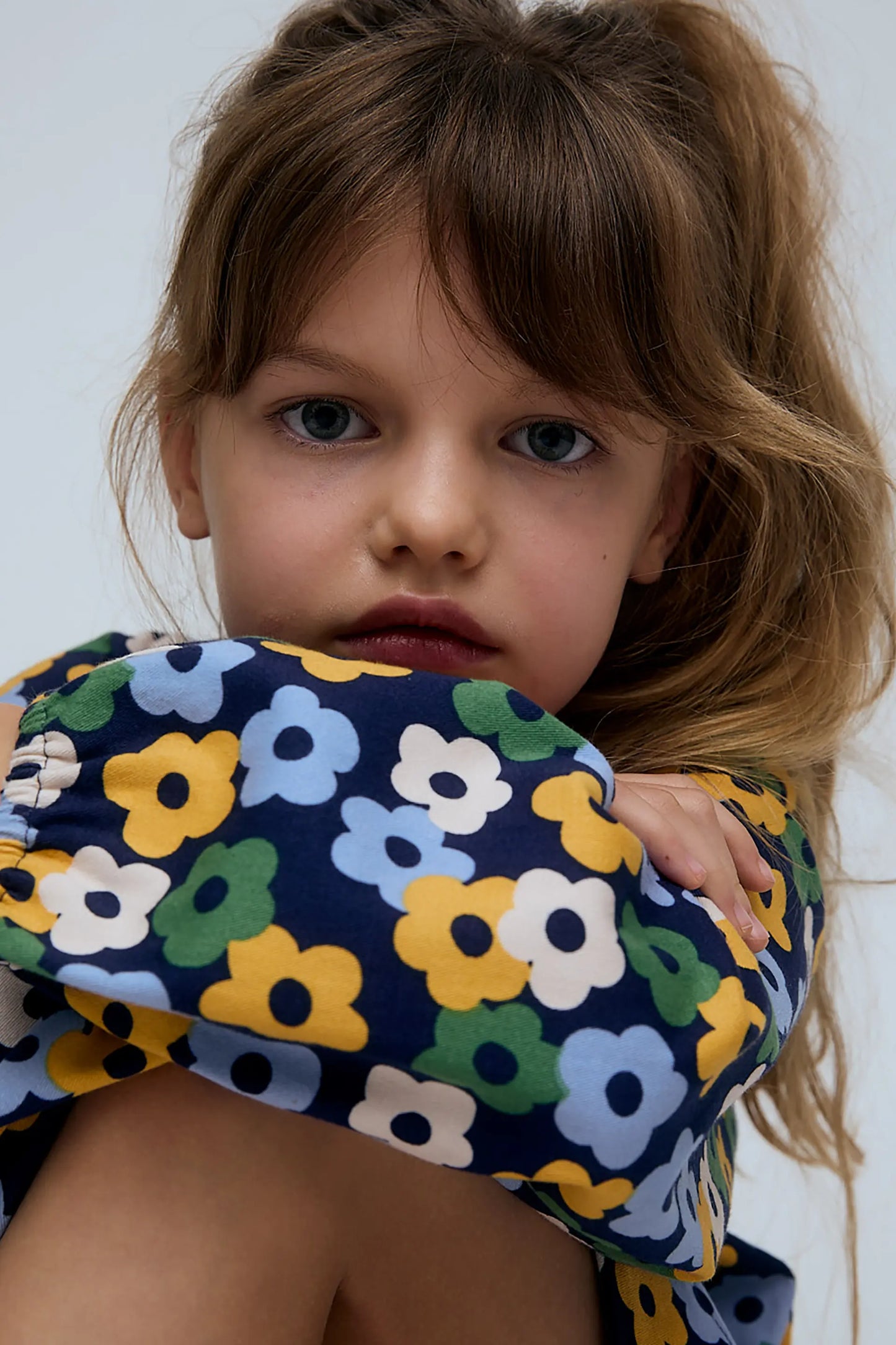 Vestido corto de niña con estampado Euphonia