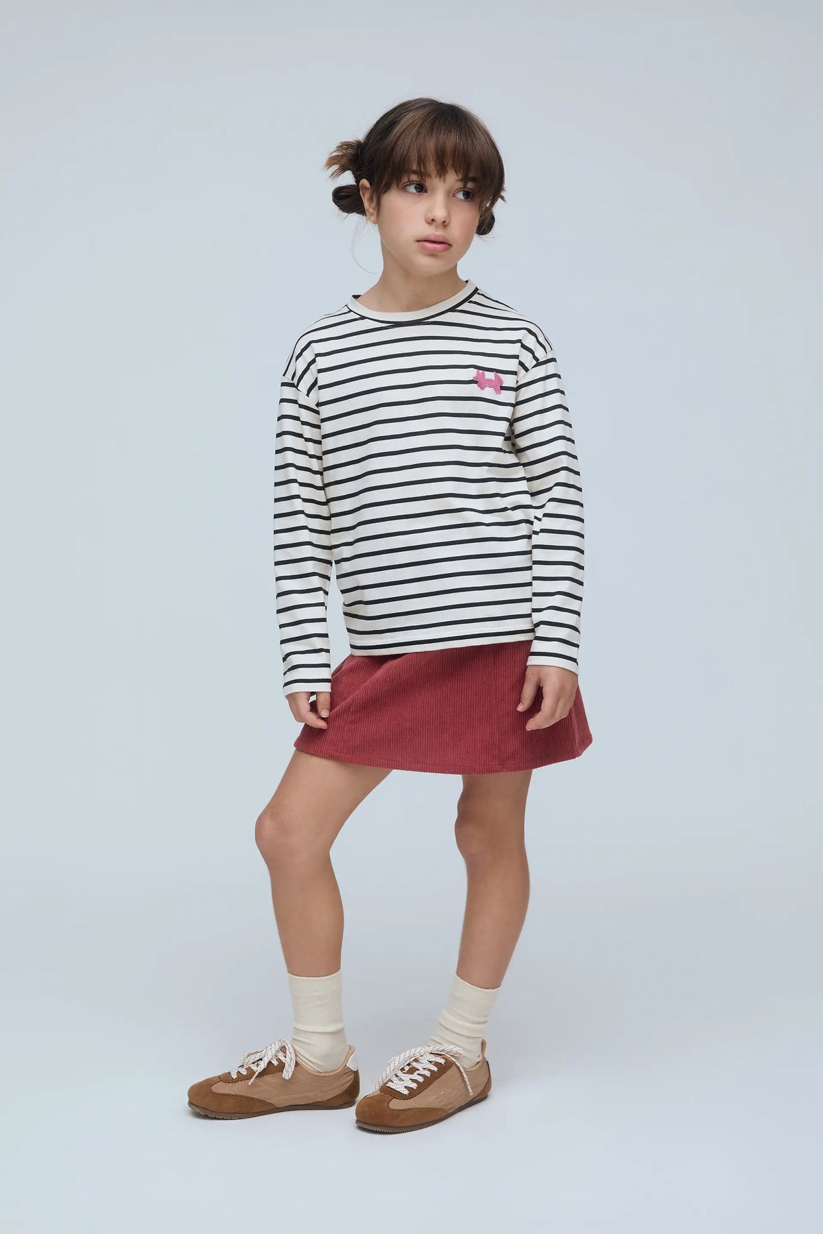Girl's 100% cotton T-shirt with black and white stripe print