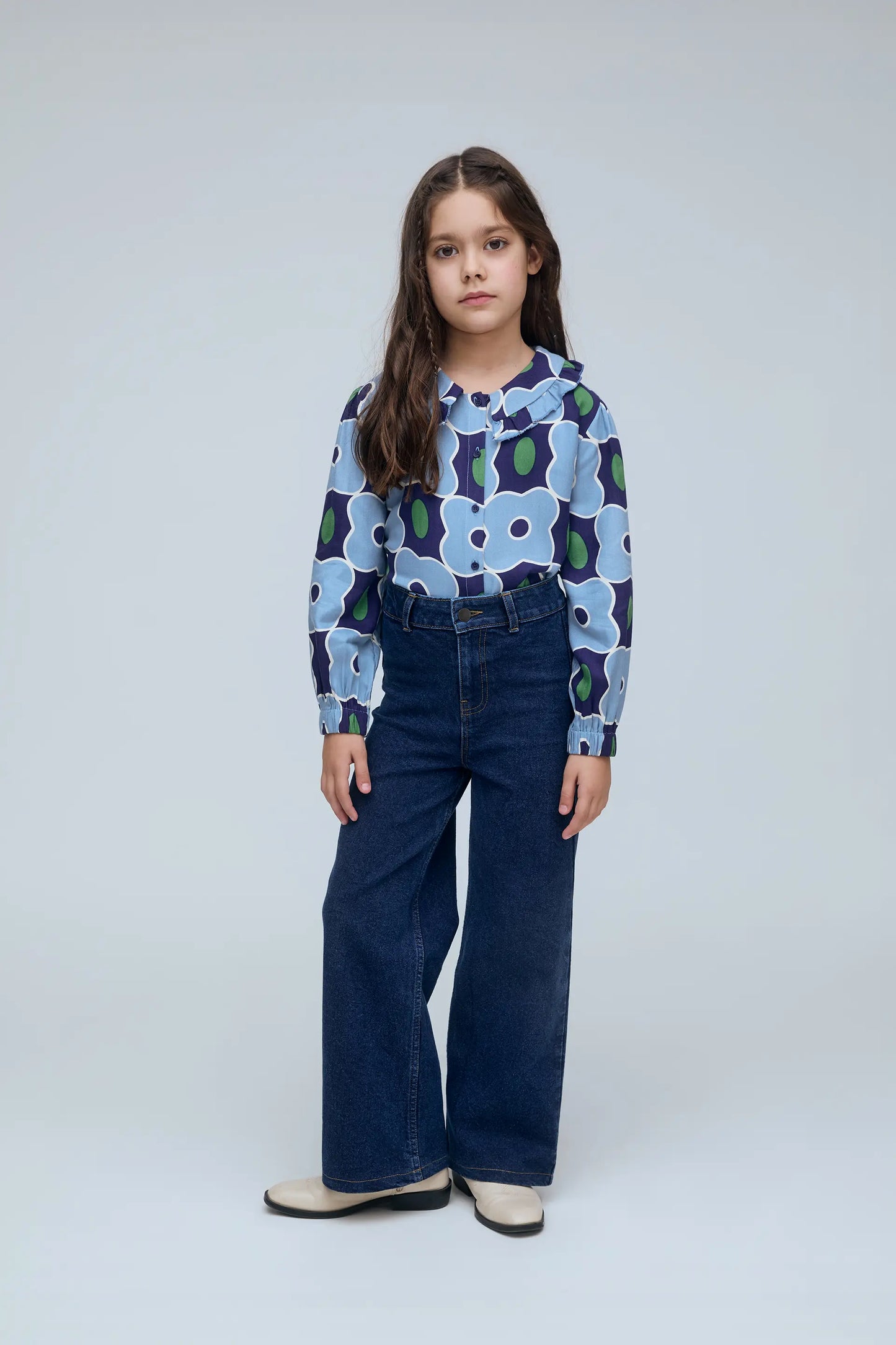 Girls' Peter Pan collar shirt with Inverness print