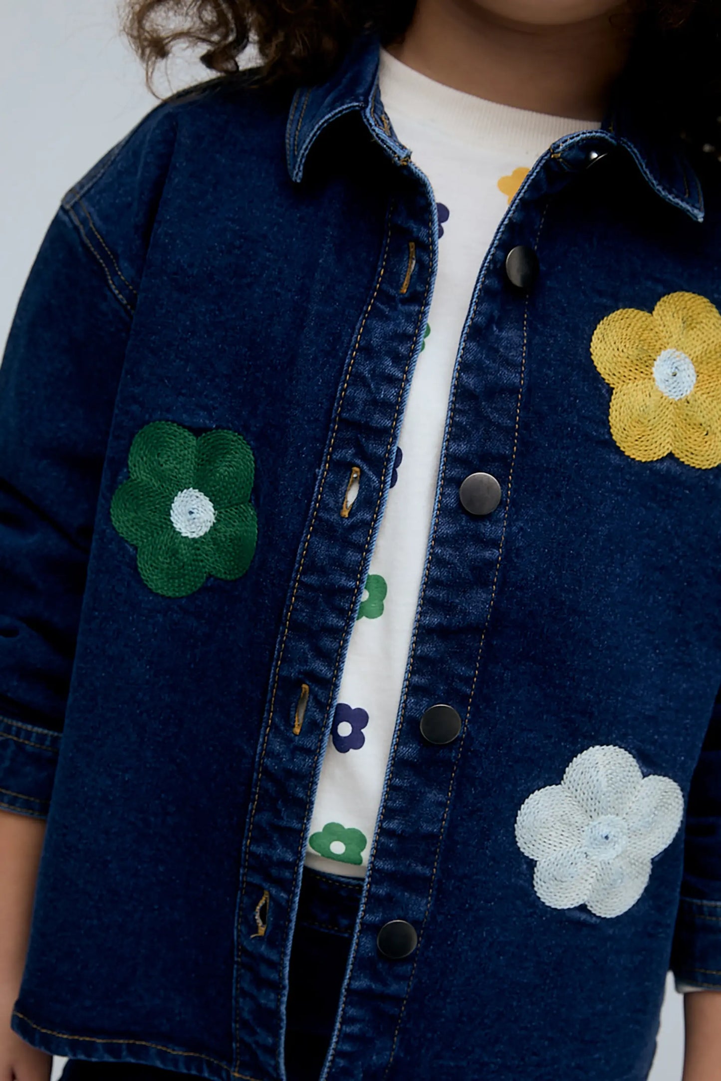 Girl's denim overshirt with Euphonia embroidery
