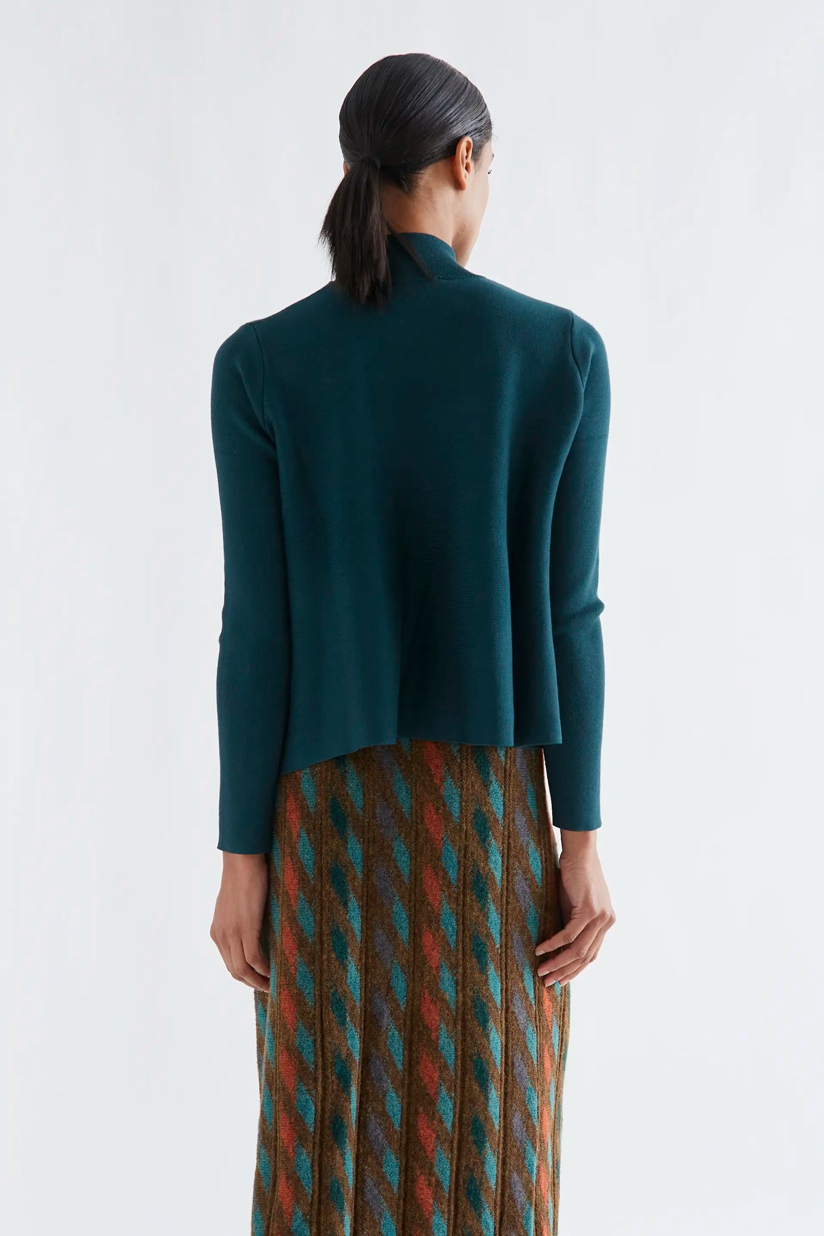 Jersey cuello alto básico verde oscuro