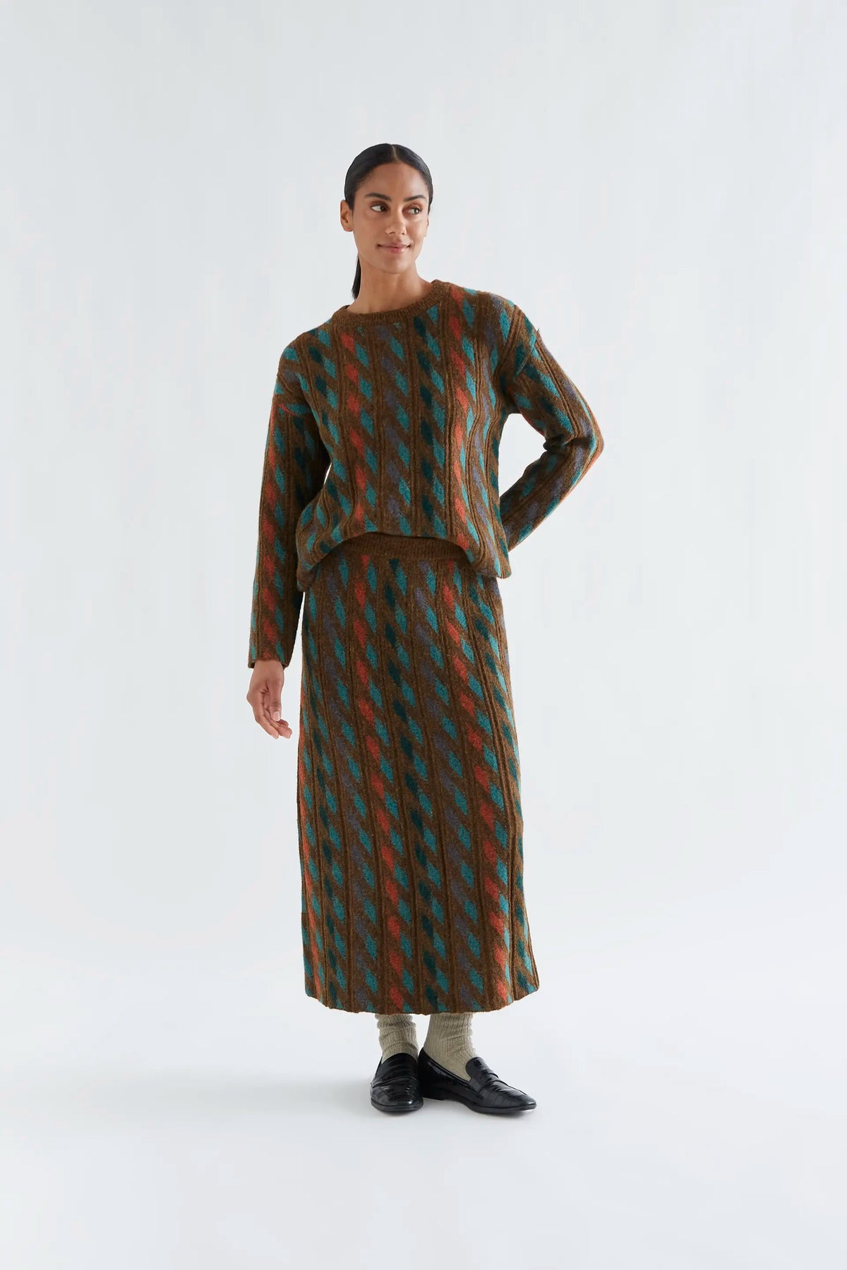 Falda midi con estampado geometrico multicolor