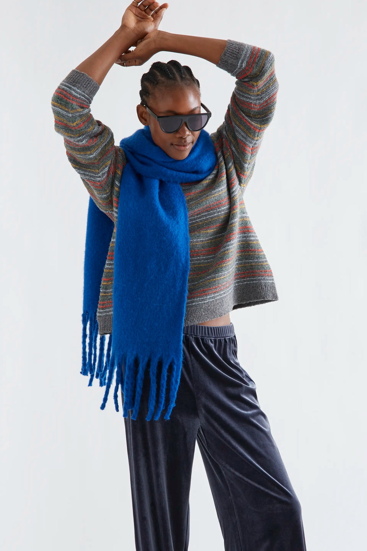 Grey knit sweater with multicolor stripe print