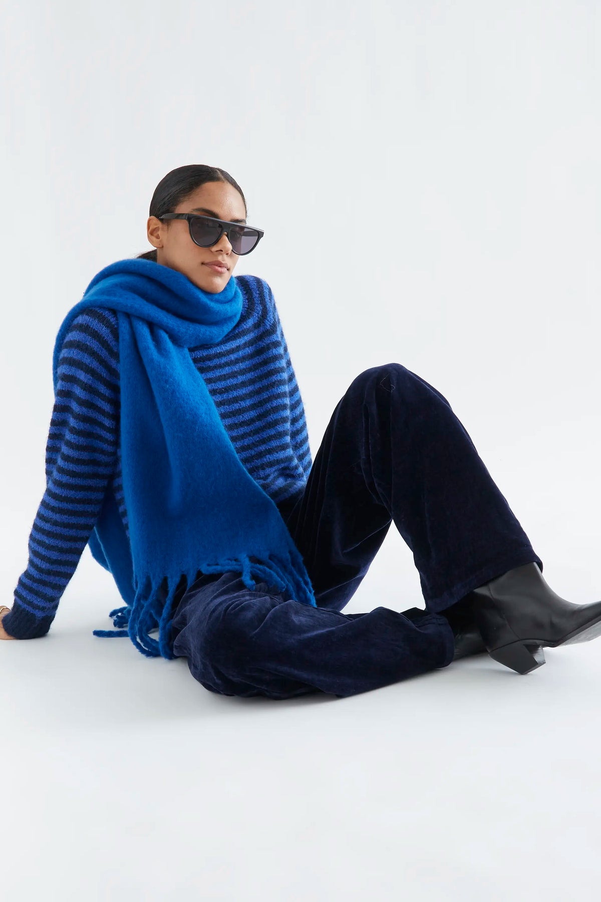 Navy blue and blue striped knit jumper