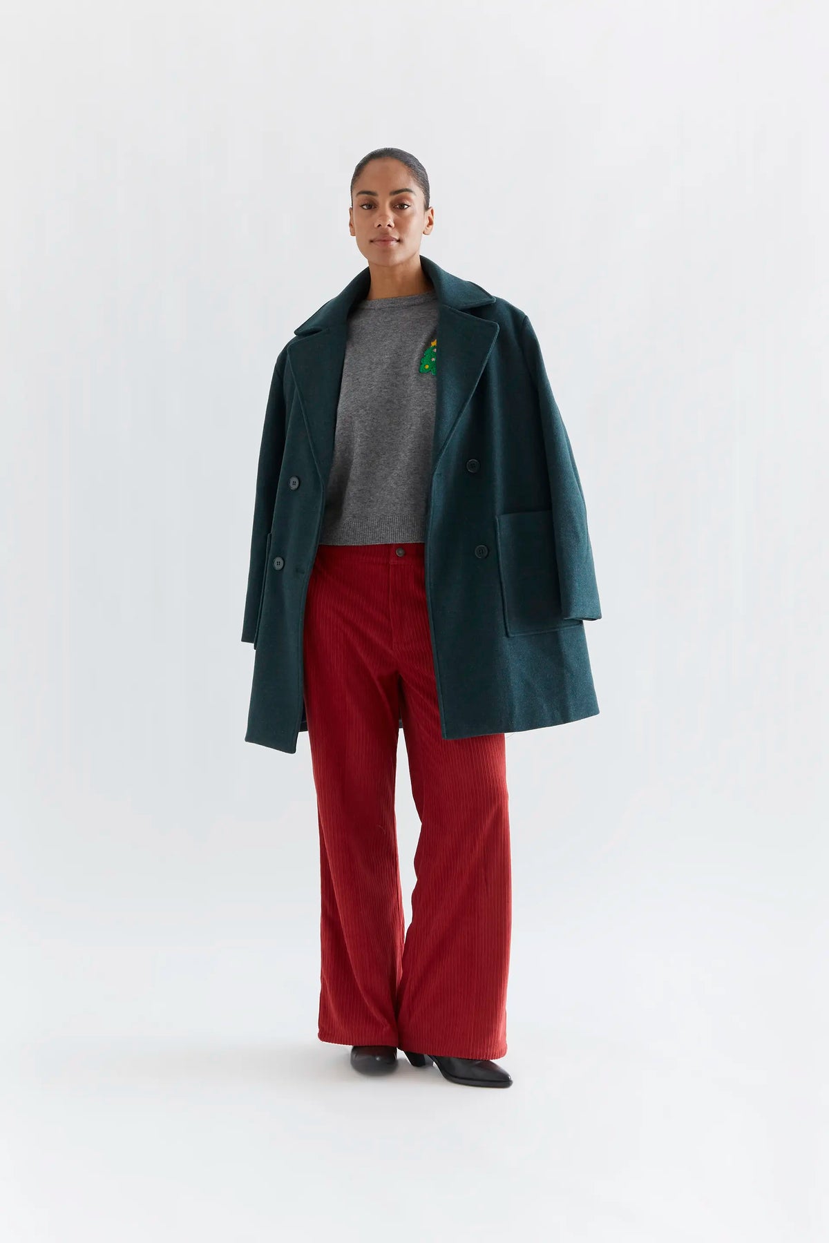 Maglione grigio con albero di Natale