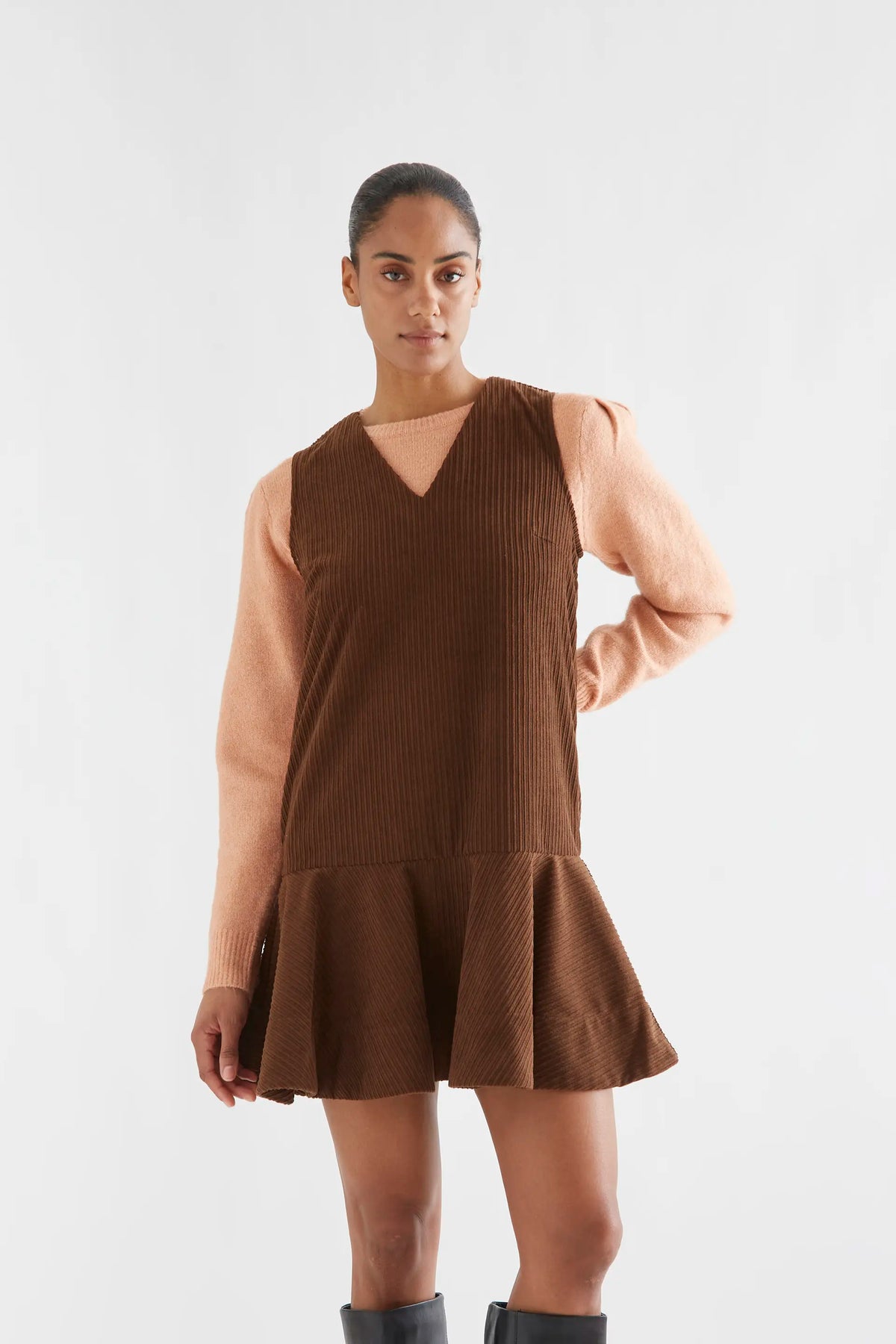 Vestido corto de pana marrón