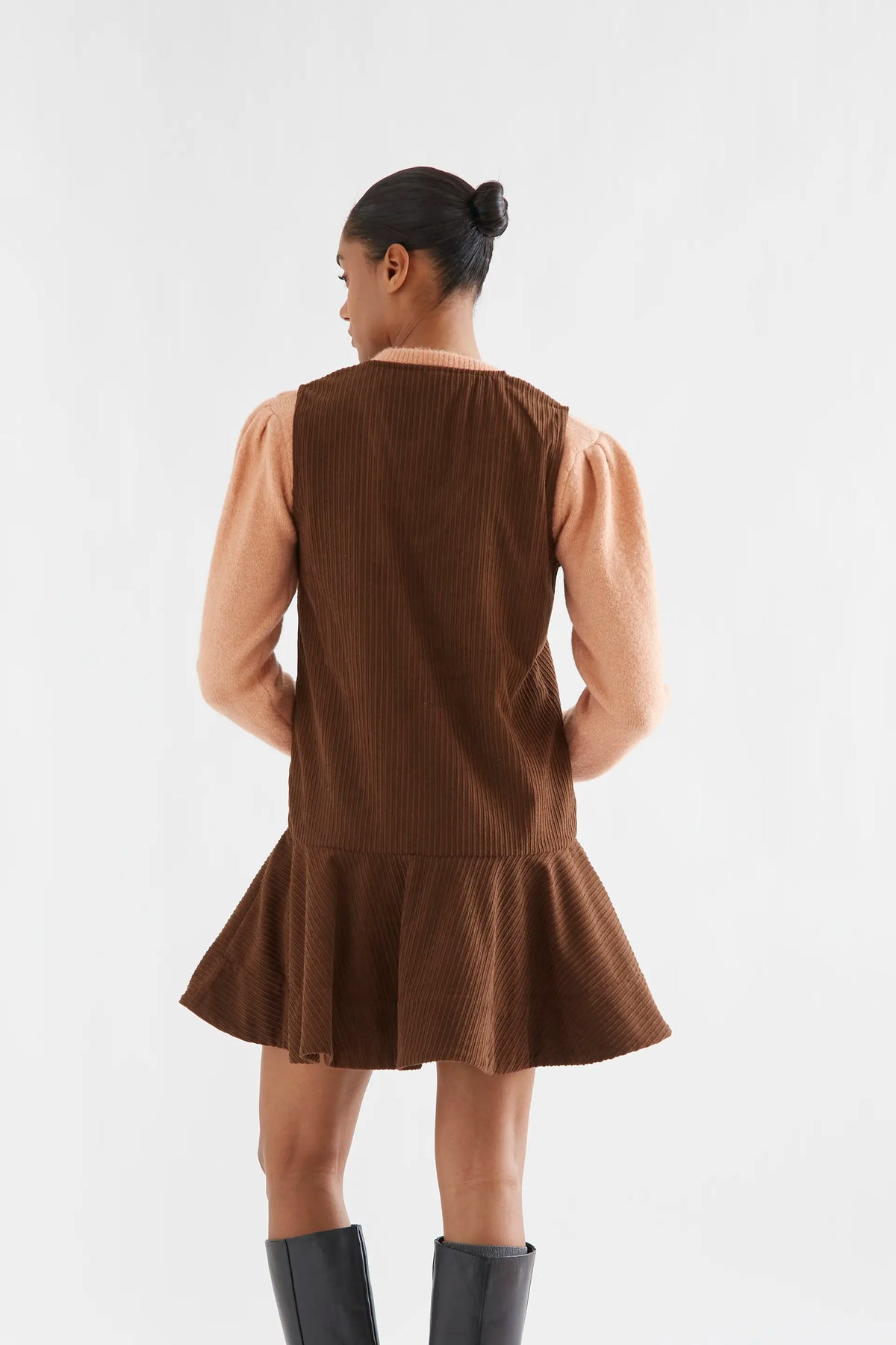 Vestido corto de pana marrón
