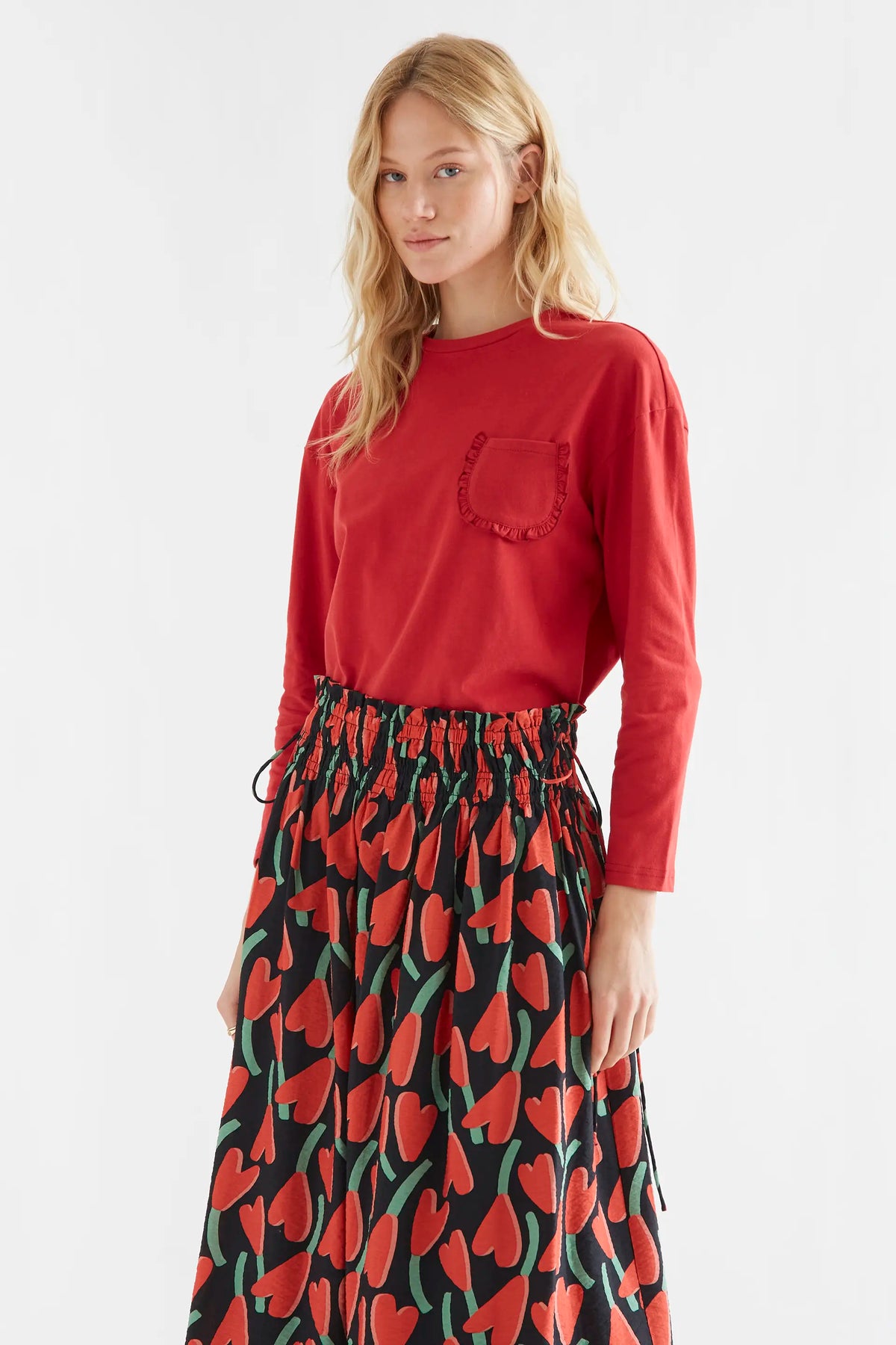Maglietta 100% cotone rossa con taschino
