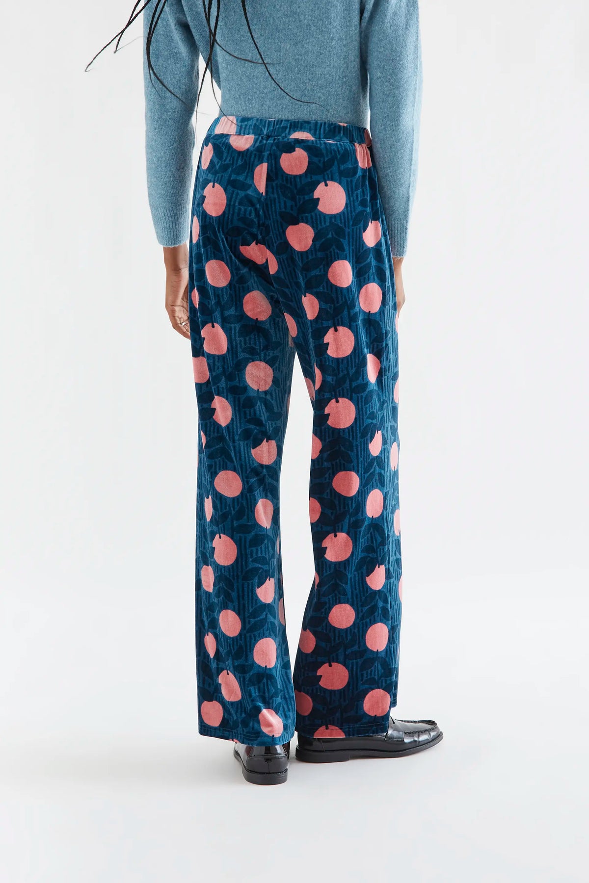 Velvet trousers with Lychee print