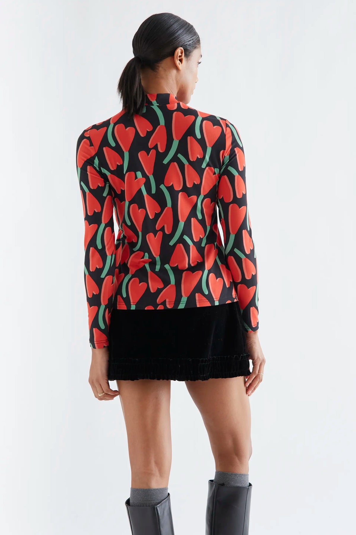 Cyclamen print t-shirt