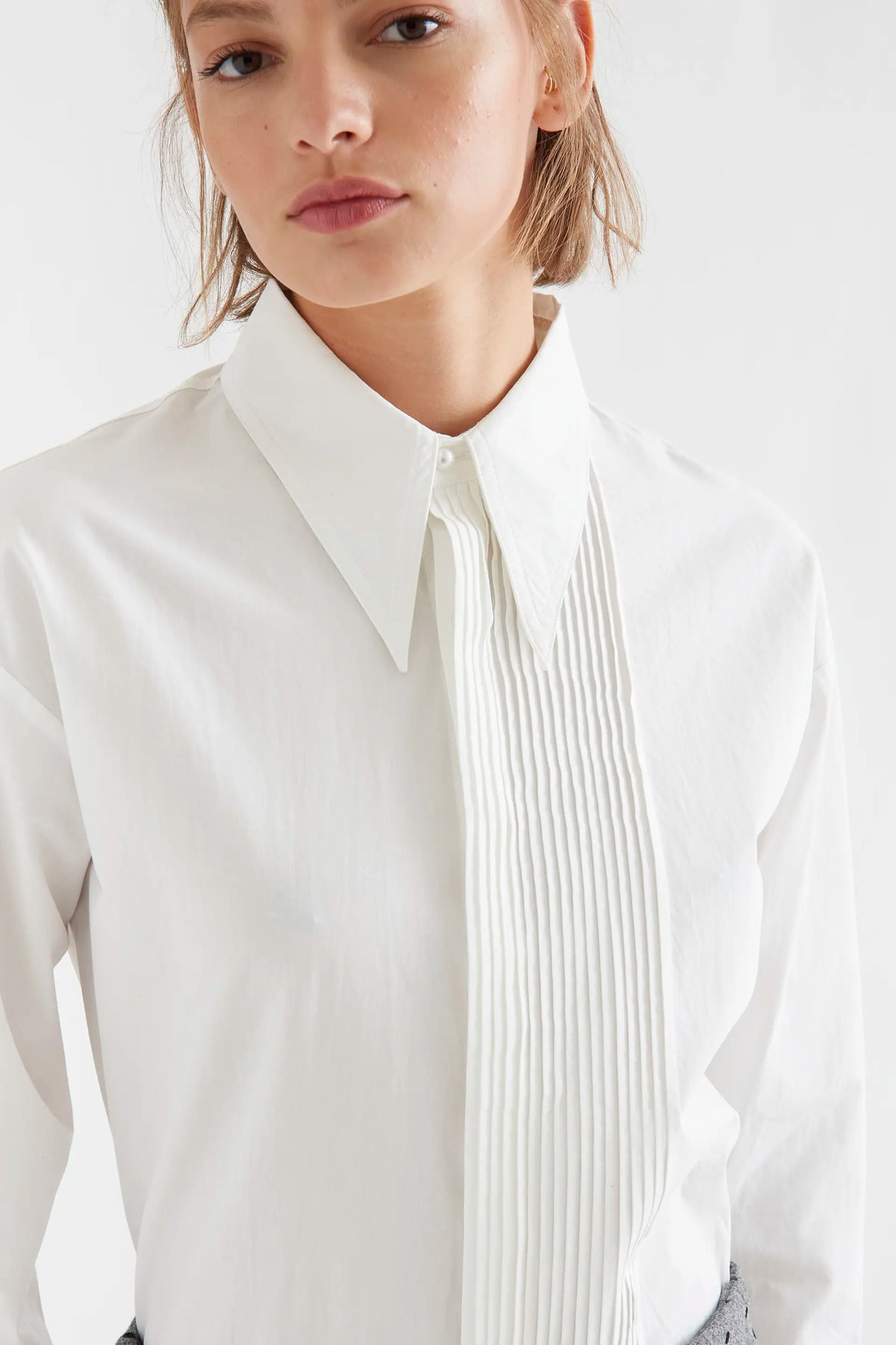 100% cotton white striped shirt