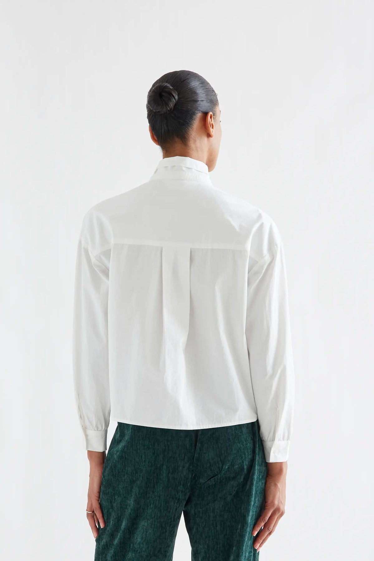 100% cotton shirt with oversized bow