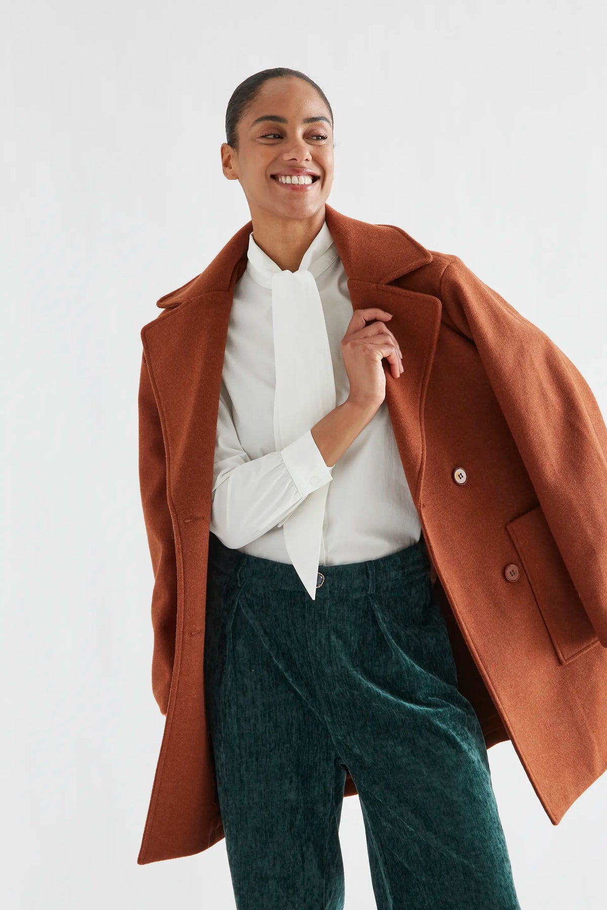 100% cotton shirt with oversized bow